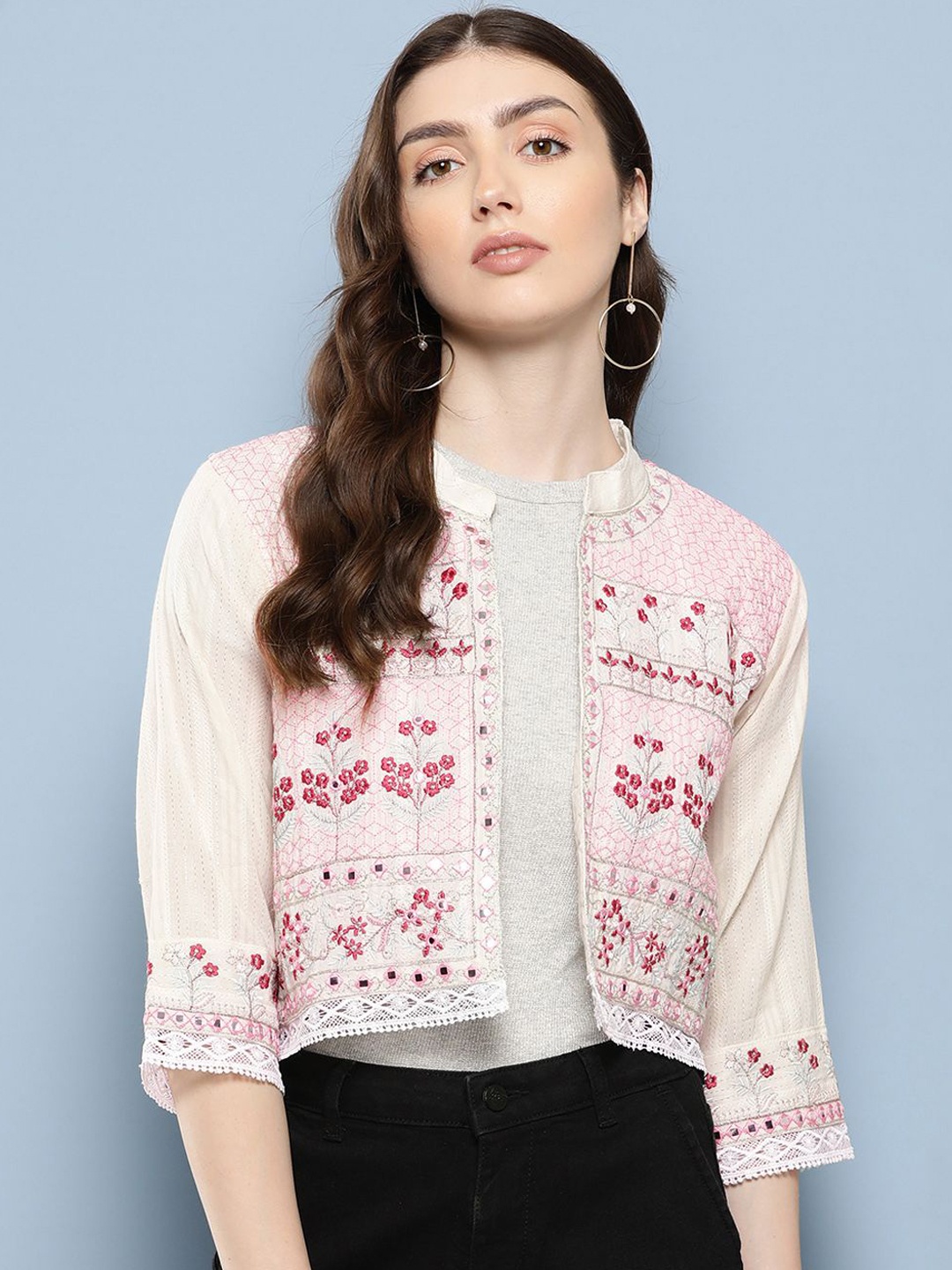 

The Roadster Lifestyle Co Thread Embroidered Cotton Ethnic Jacket, Cream