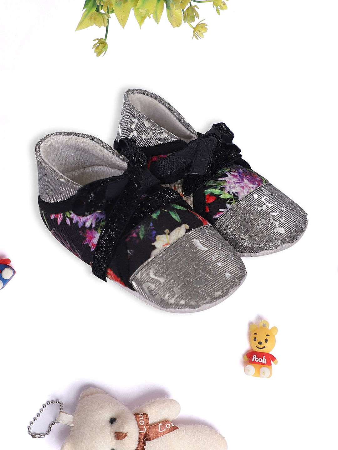 

COCO CANDY Kids Woven Design Party Booties, Black