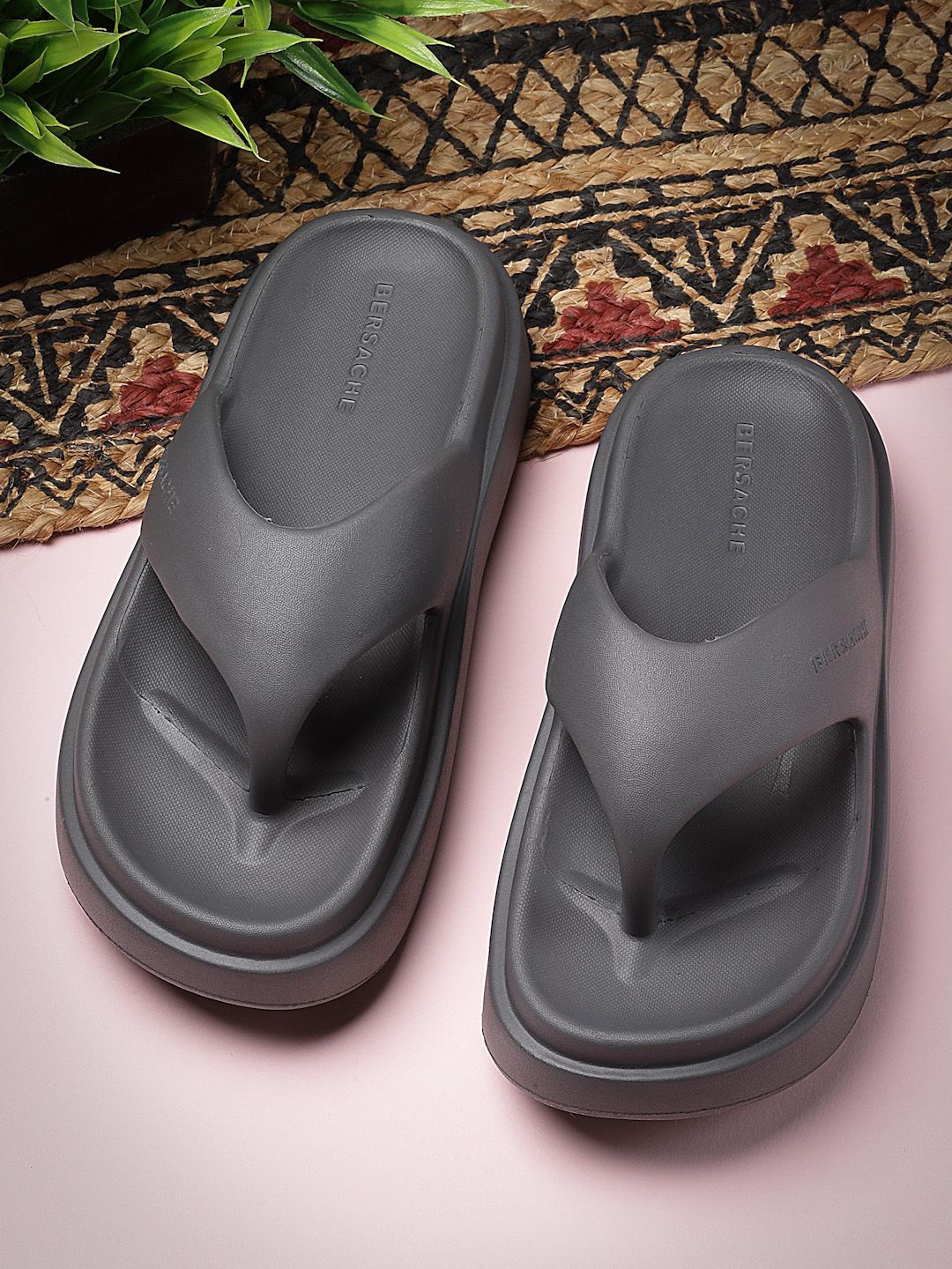 

Bersache Women Ultra Soft Technology Sandals, Grey