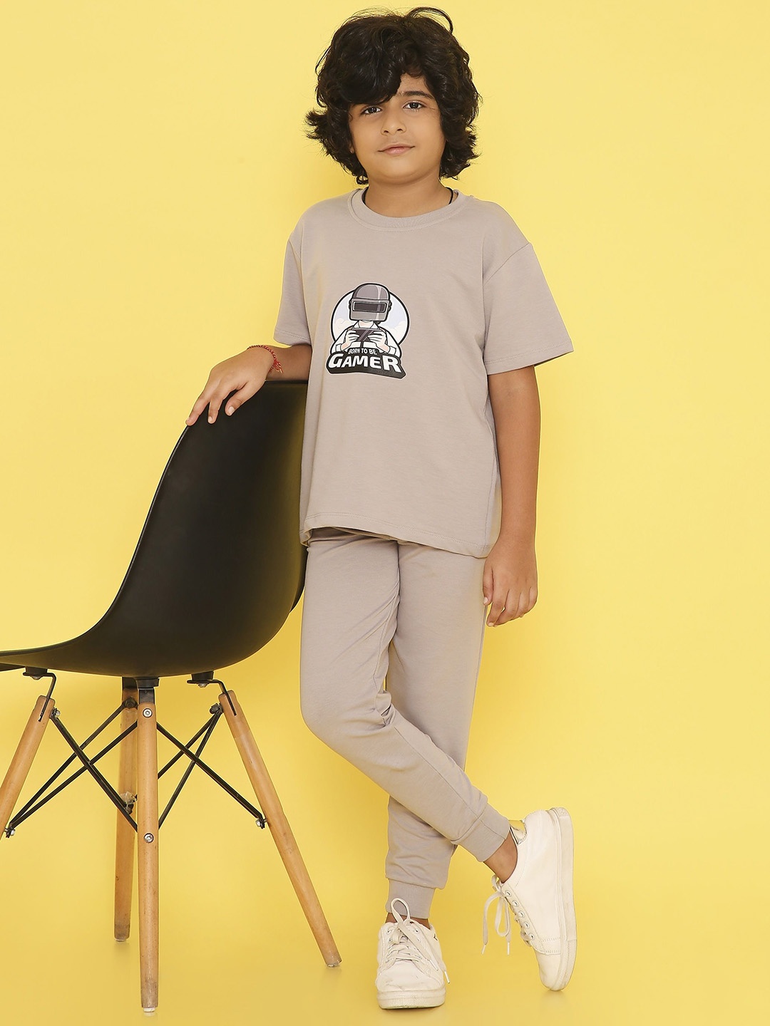 

Knitting Doodles Unisex Kids Printed Pure Cotton T-shirt and Joggers, Grey