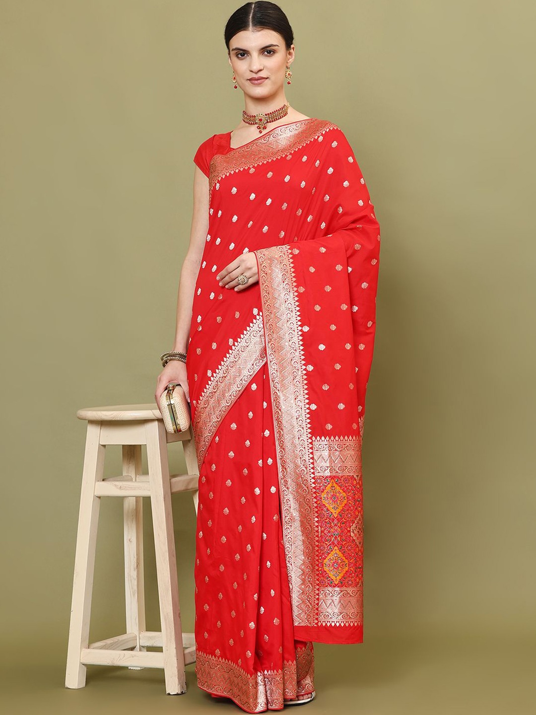 

Meena Bazaar Ethnic Motifs Woven Art Silk Banarasi Saree, Red