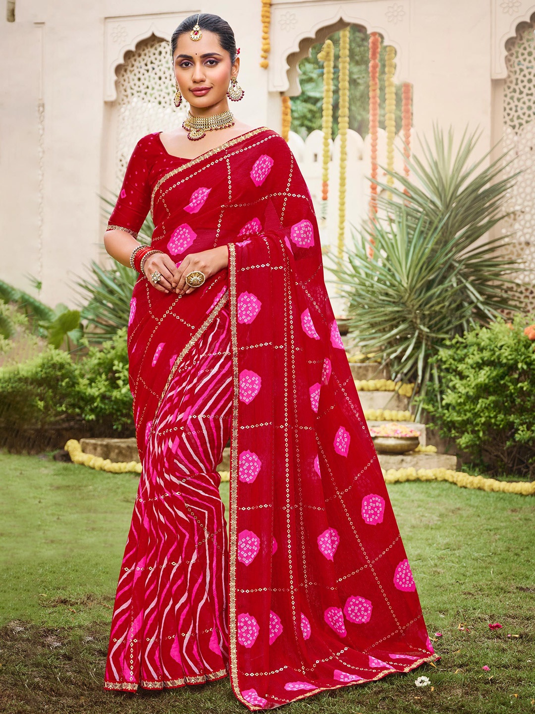 

Laxmipati Bandhani Sequinned Poly Chiffon Saree, Red
