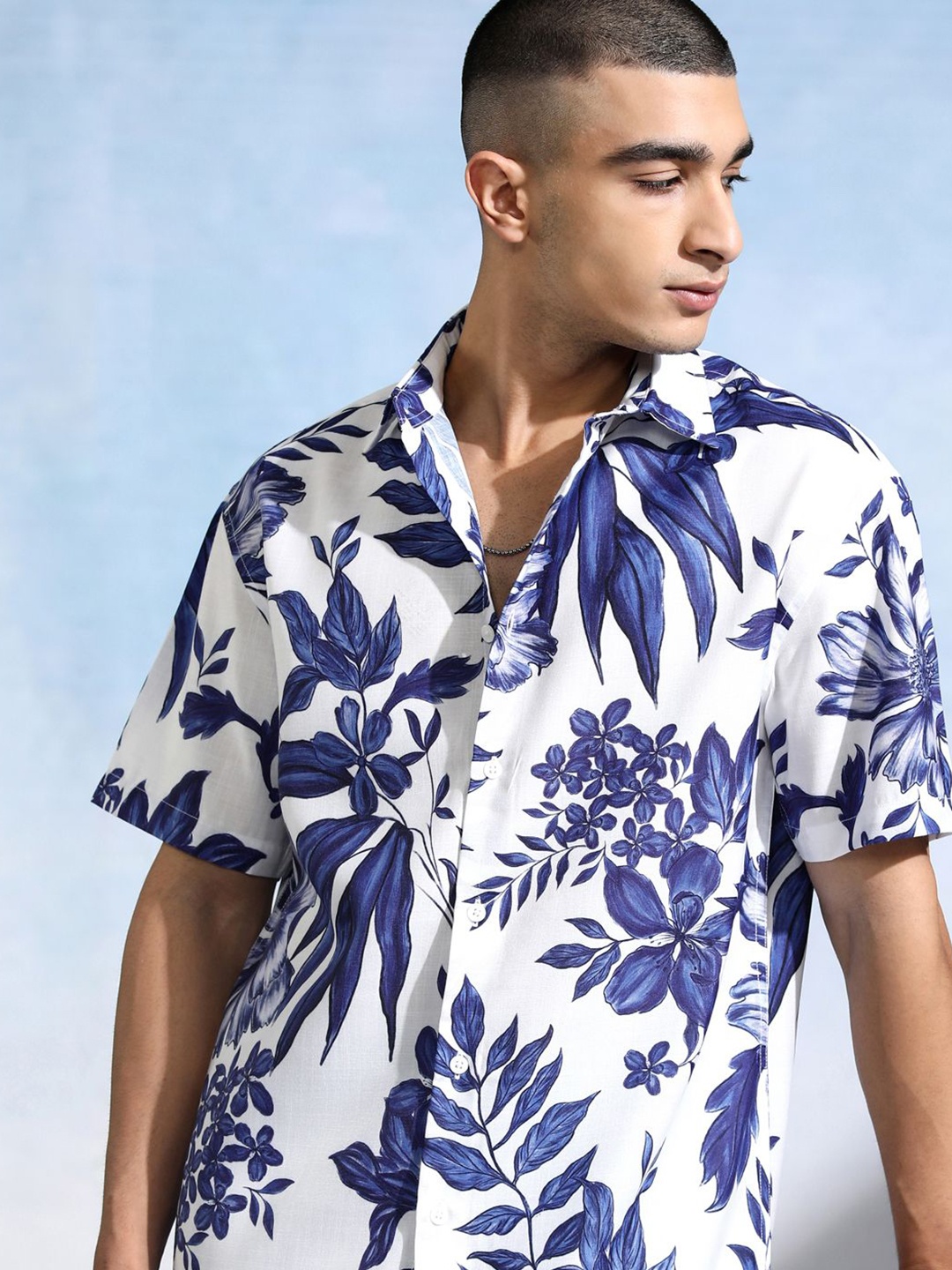 

HIGHLANDER Men Floral Opaque Printed Casual Shirt, White