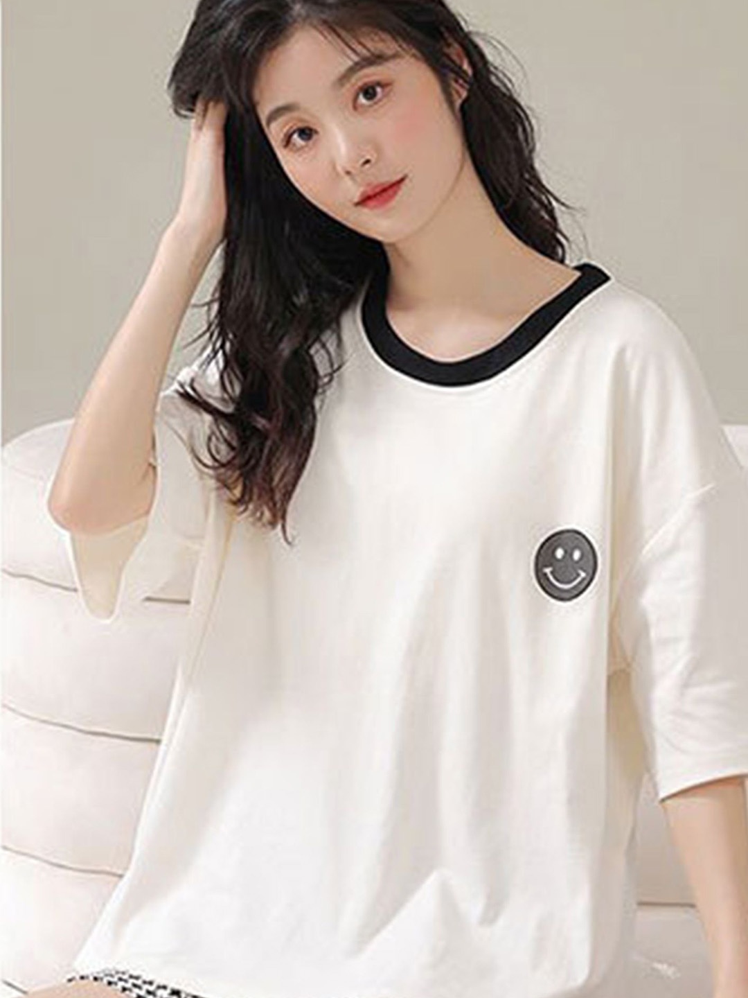 

LULU & SKY Women Round Neck Night suit, White