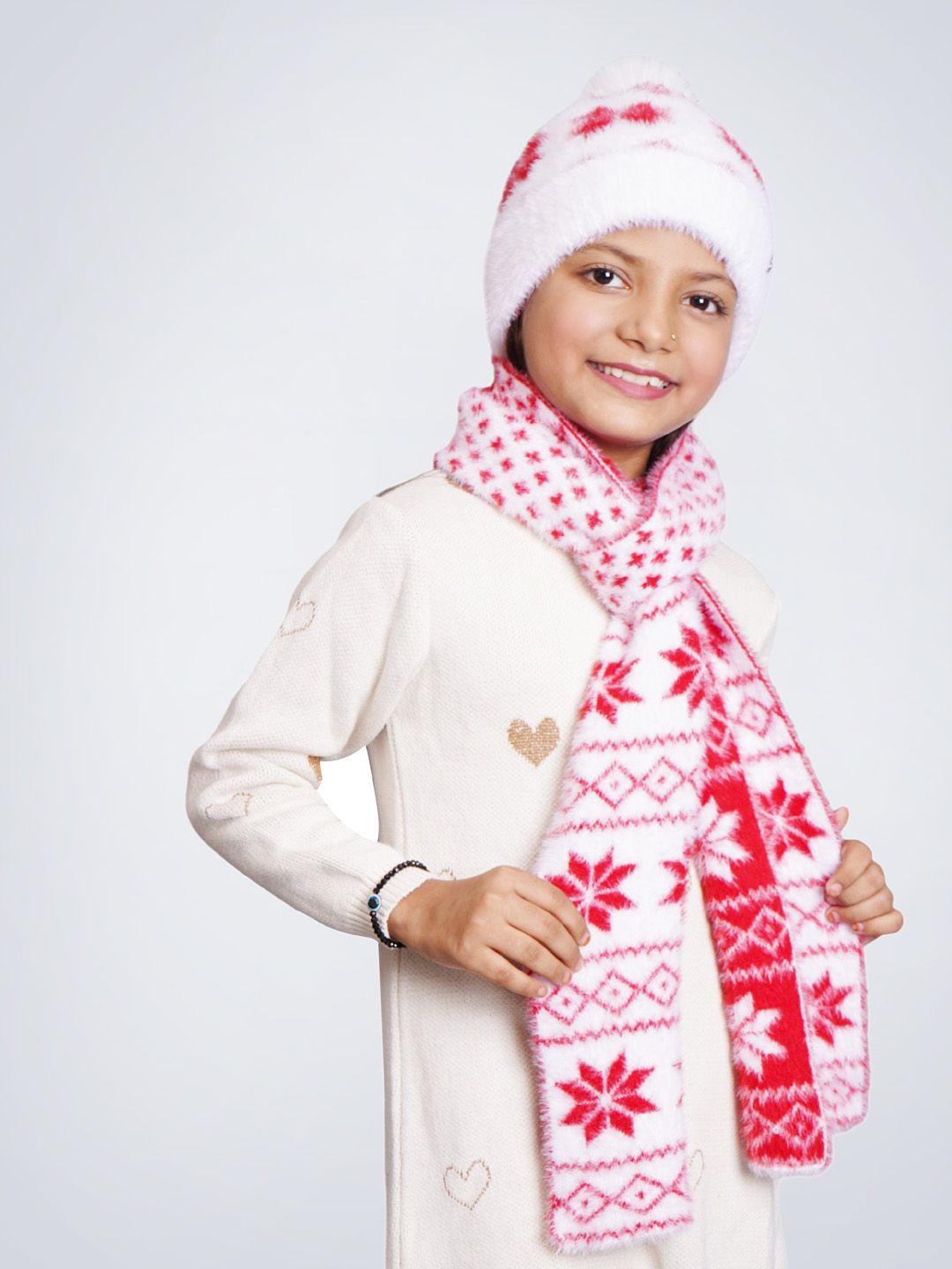 

Bharatasya Girls Woollen Beanie, White