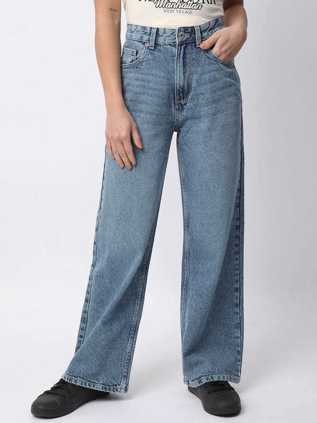 

R&B Women Wide Leg High-Rise Light Fade Jeans, Blue