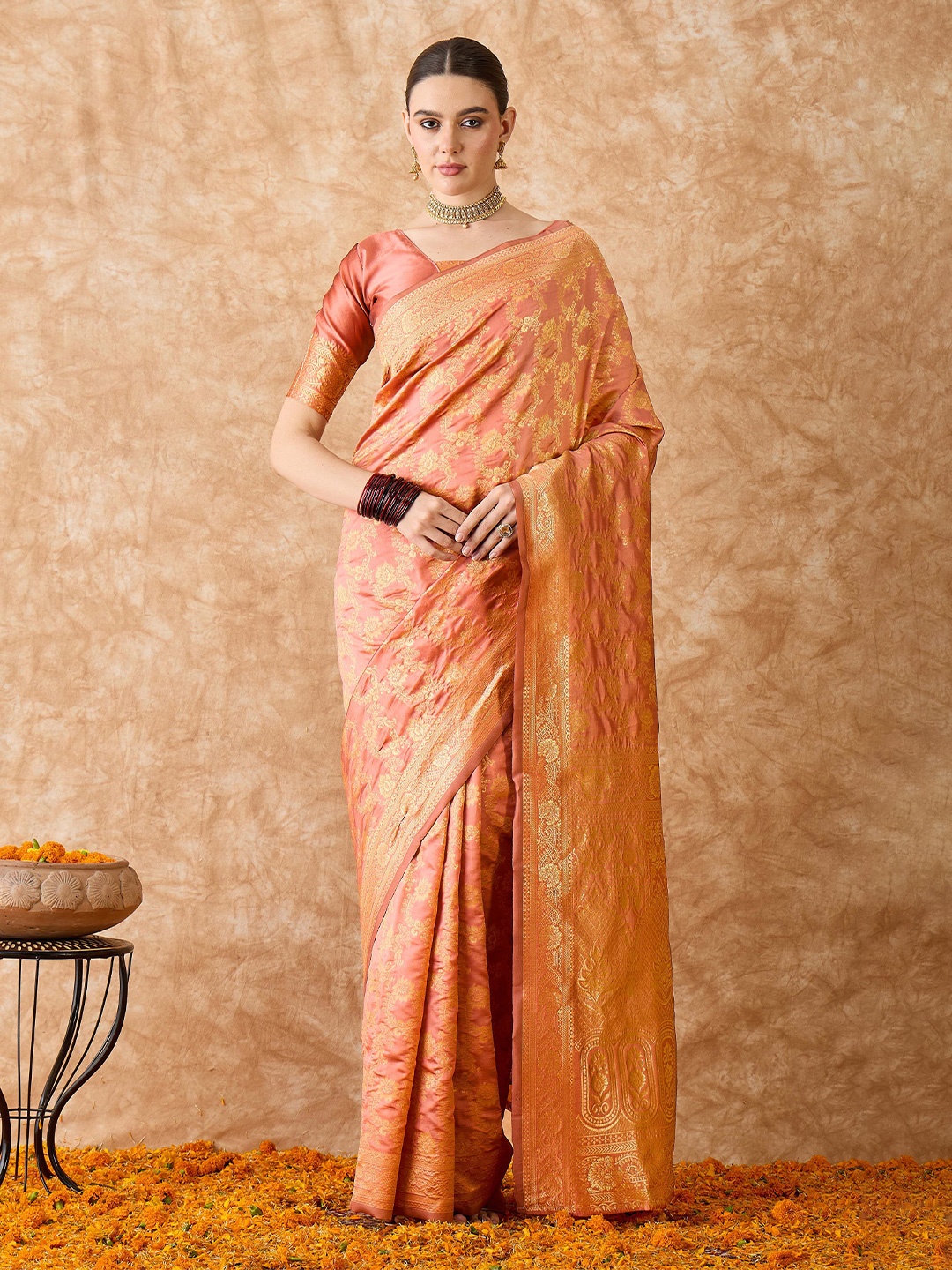 

Suha Woven Design Zari Art Silk Banarasi Saree, Peach