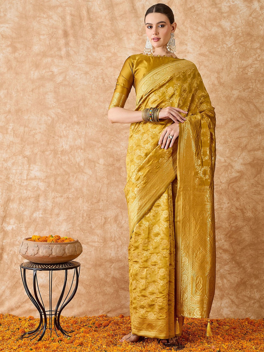 

Suha Woven Design Zari Art Silk Ready to Wear Banarasi Saree, Mustard