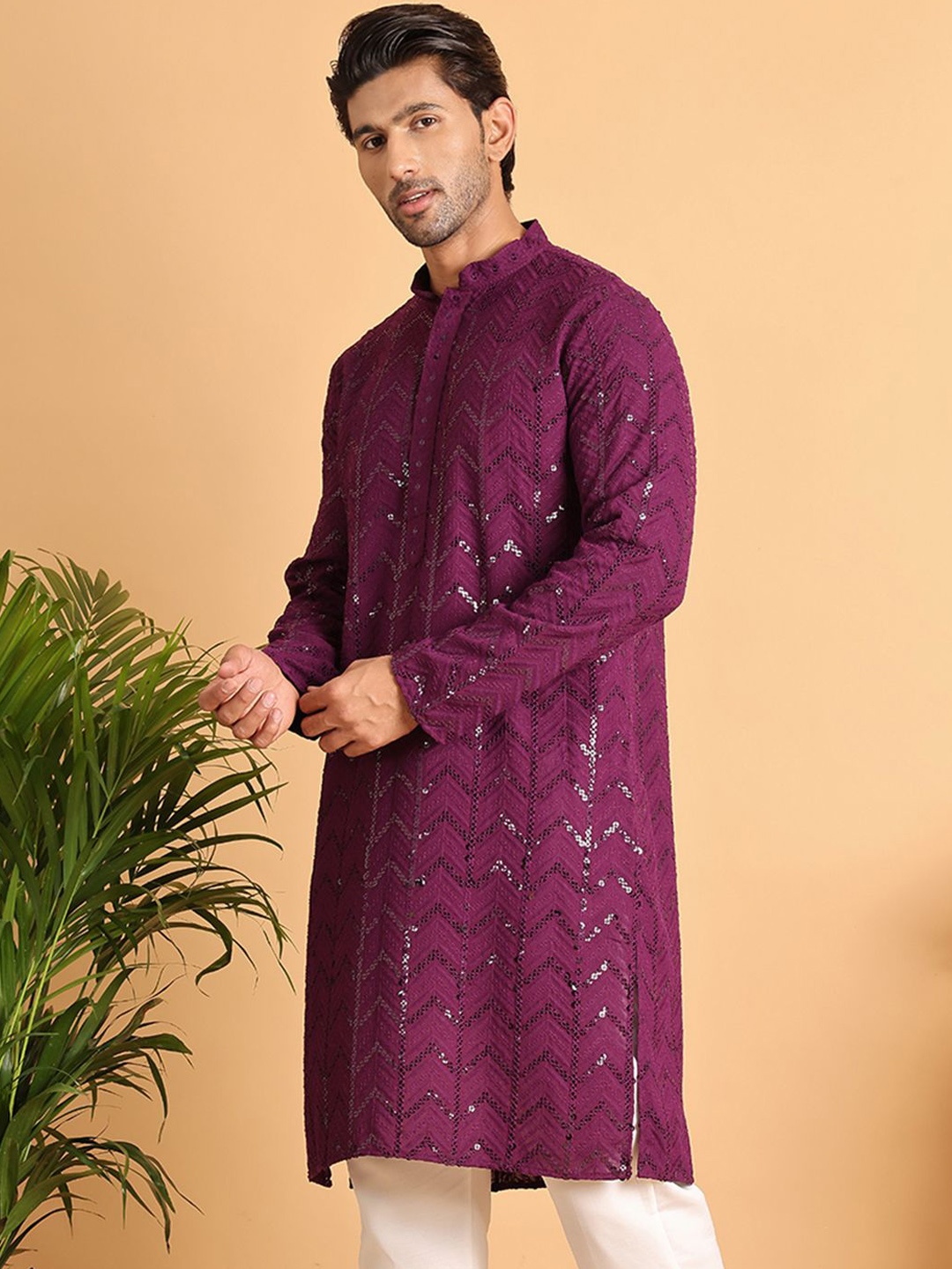 

Jompers Men Leheriya Embroidered Sequinned Kurta, Purple