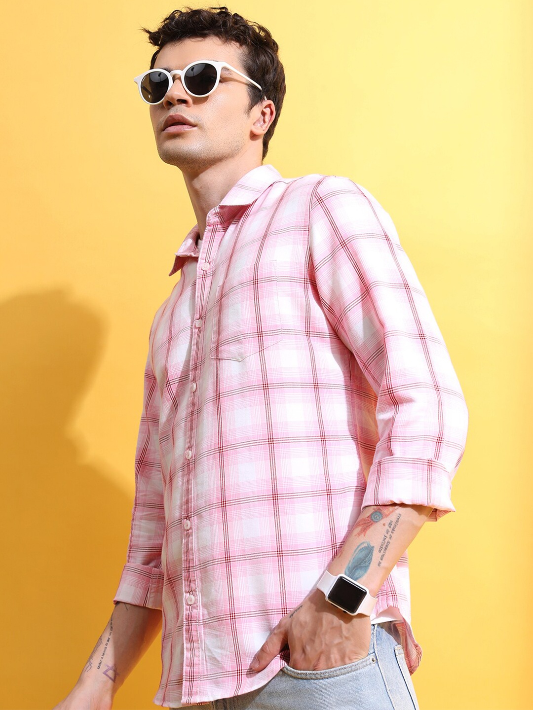 

HIGHLANDER Pink Slim Fit Windowpane Checked Casual Shirt