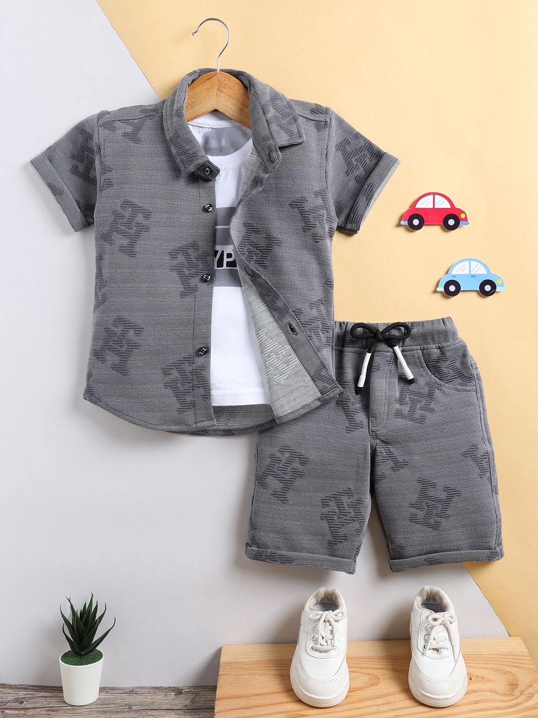 

Toonyport Boys Printed T-shirt and Shirt with Shorts, Grey