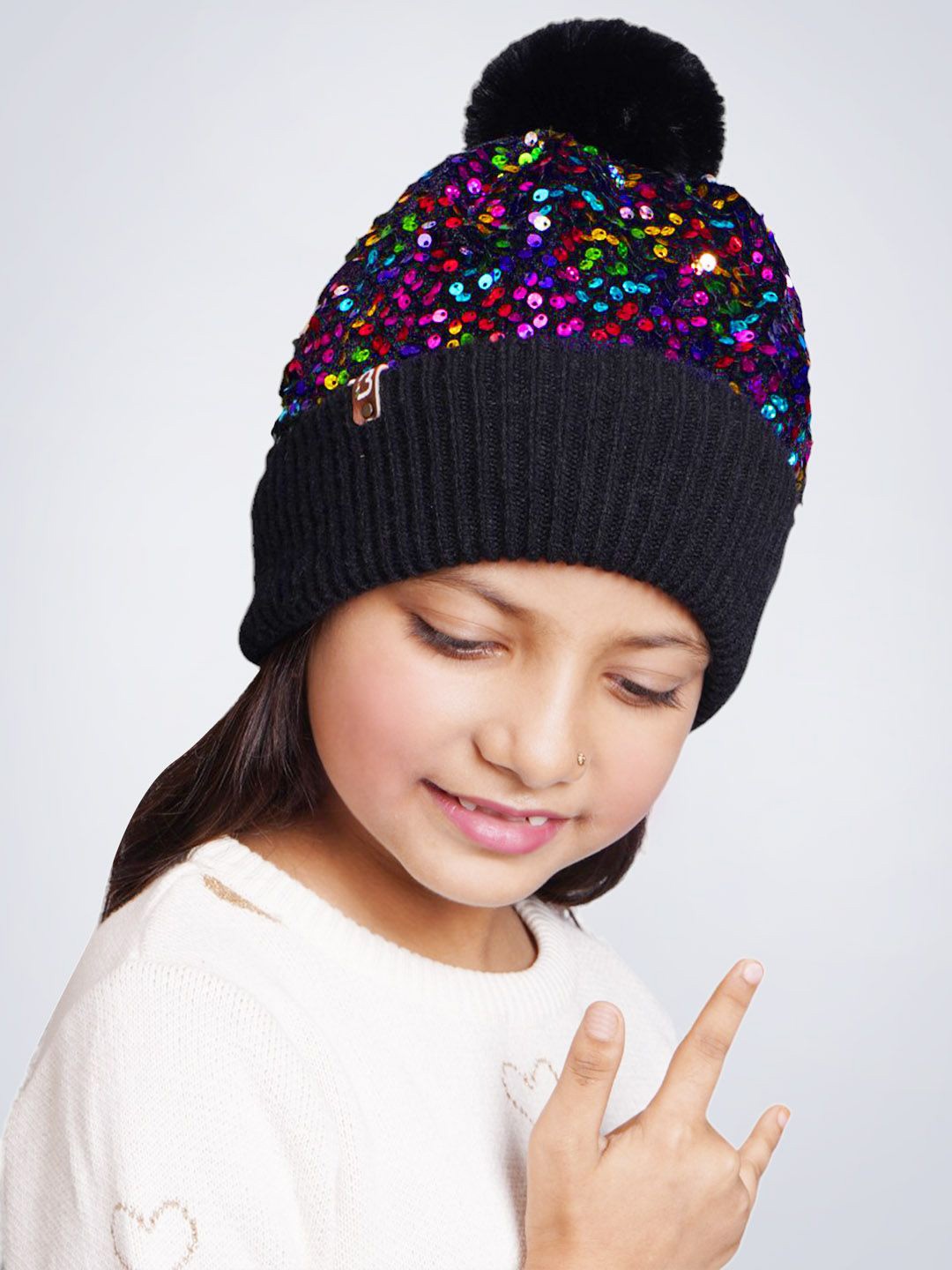 

Bharatasya Girls Woollen Beanie, Black
