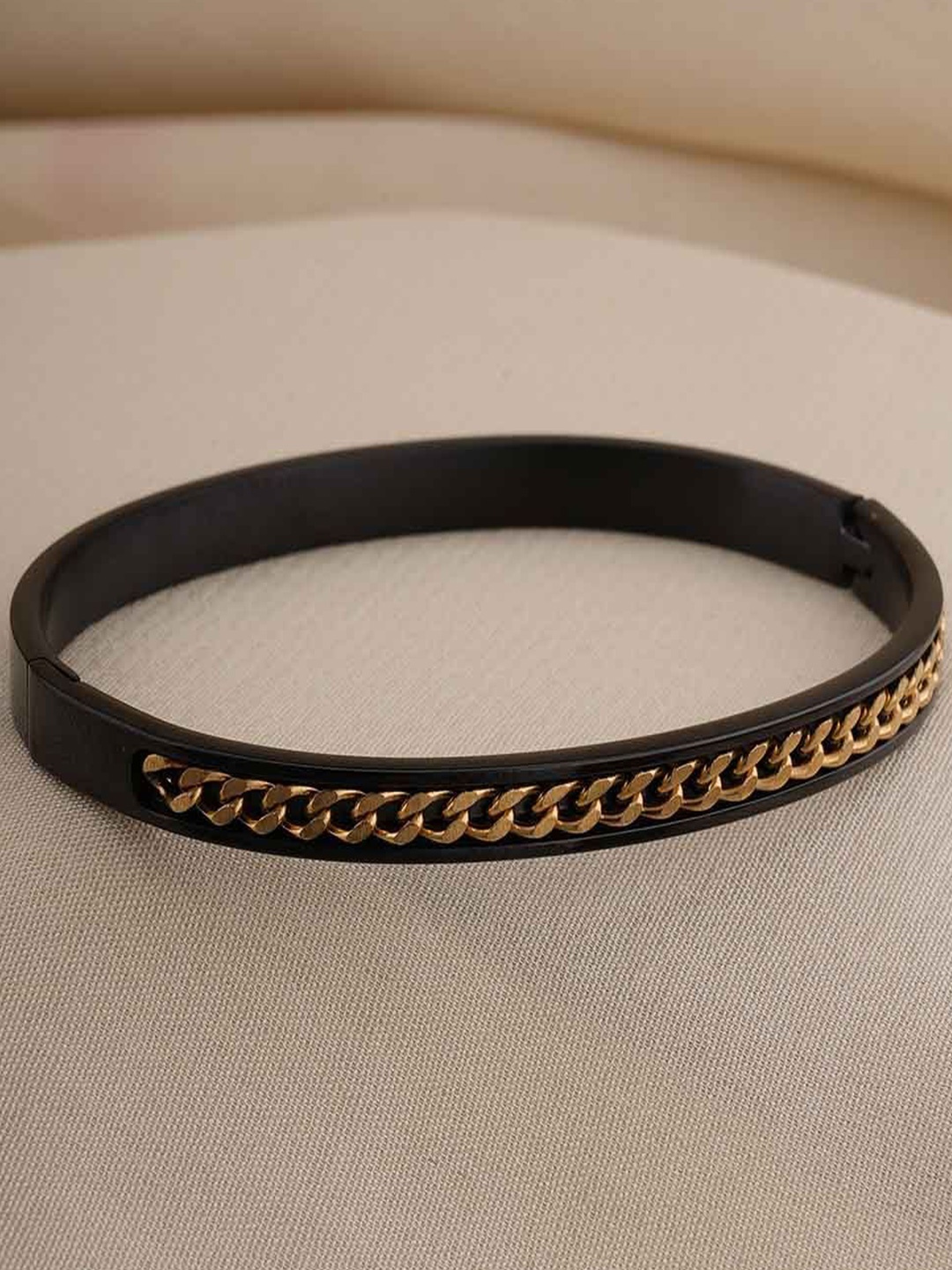 

PALMONAS Women Gold-Plated Kada Bracelet