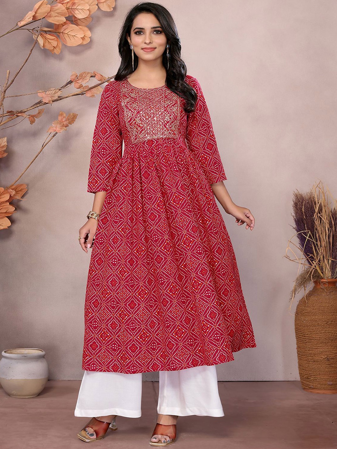 

Rangita Women Embroidered Anarkali Kurta, Red