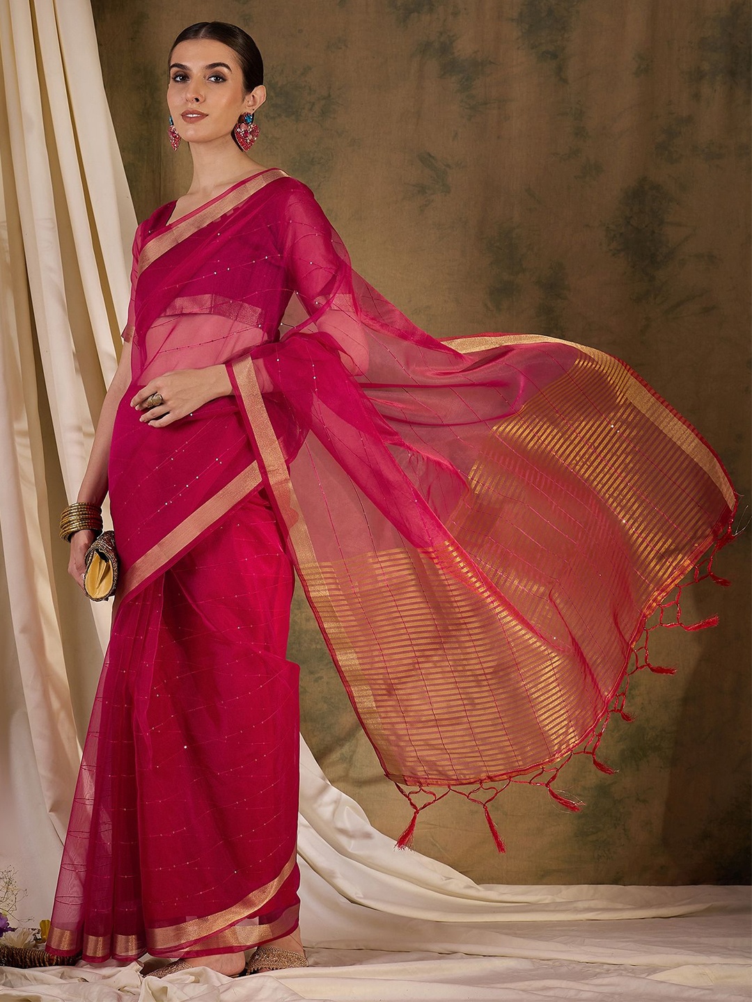 

Suha Ethnic Motifs Zari Organza Saree, Pink