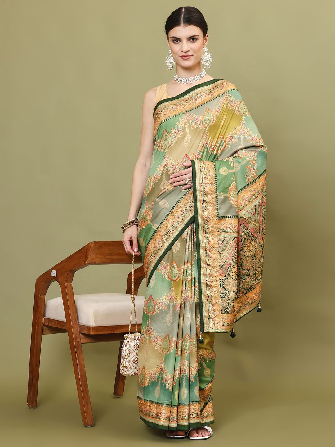 

Meena Bazaar Woven Design Zari Art Silk Saree, Green