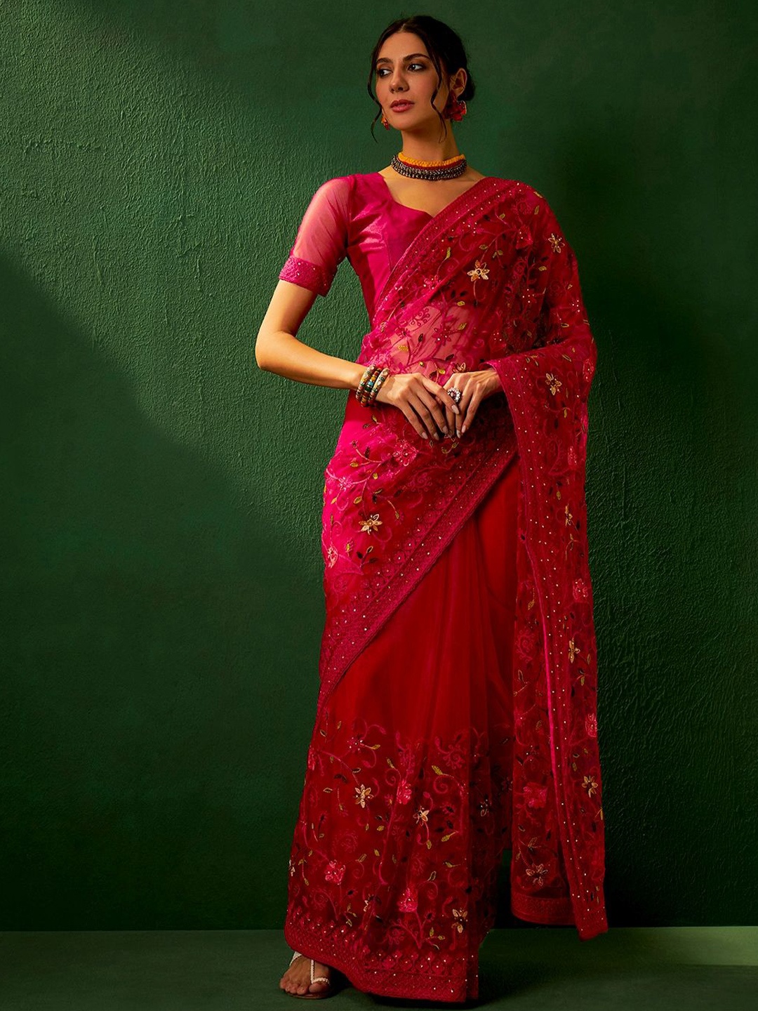 

Suha Embellished Embroidered Supernet Ready to Wear Saree, Magenta