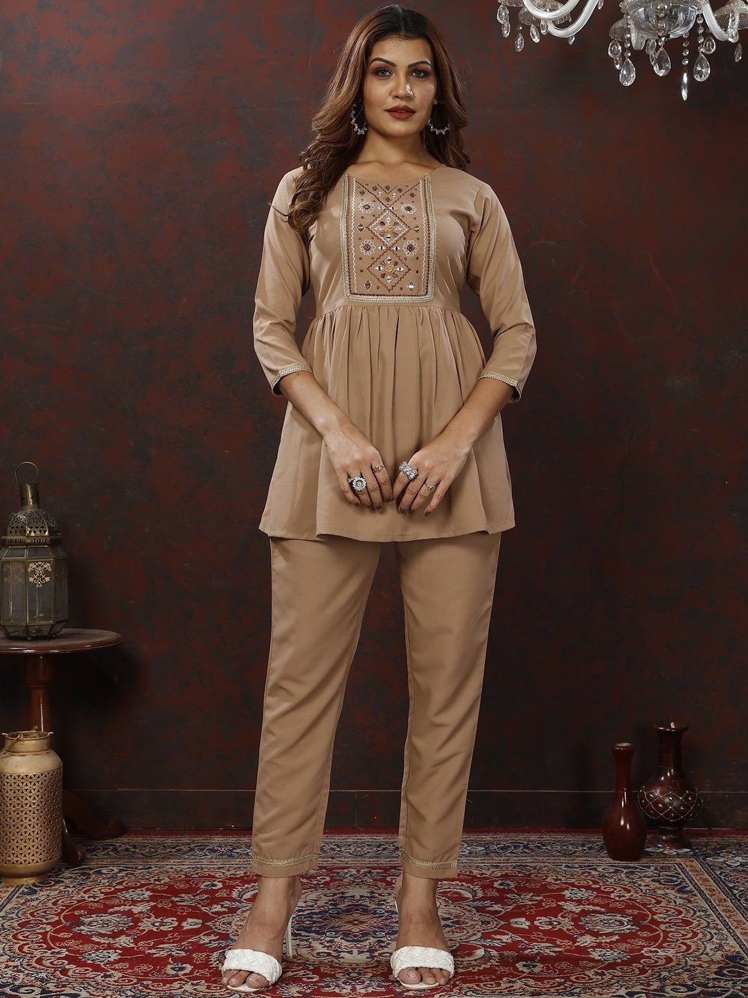 

S.K.C Embroidered Three-Quarter Sleeves Tunic With Trouser, Coffee brown