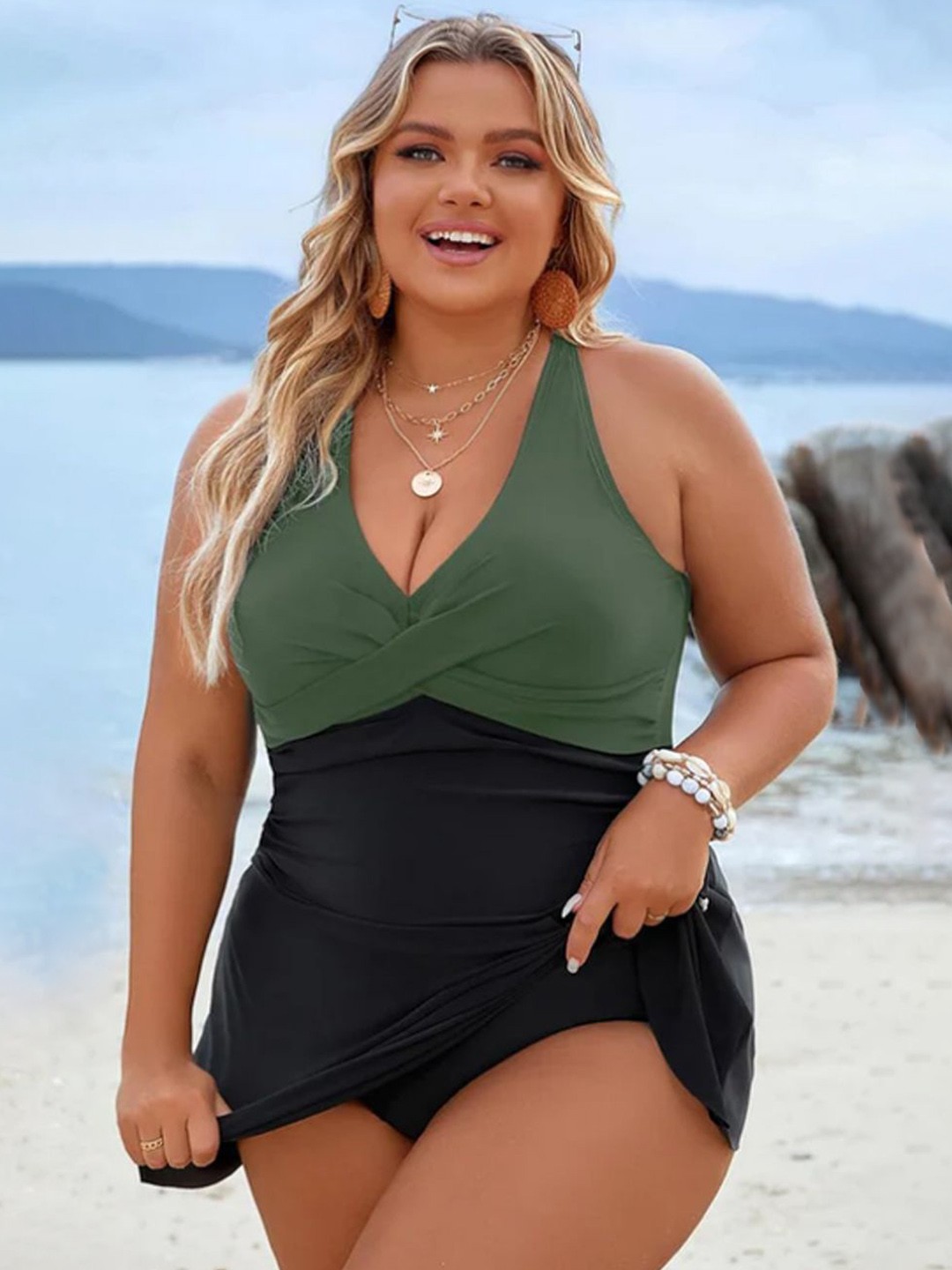 

Plus Curvves Women V Neck Swimming Dress, Green