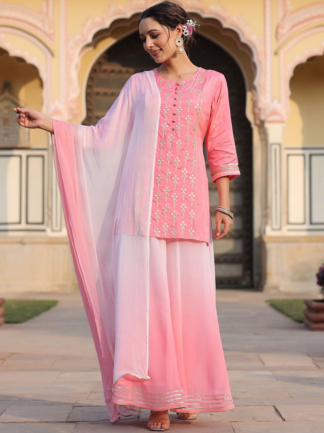 

Juniper Women Embroidered Regular Thread Work Liva Kurta with Palazzos & With Dupatta, Pink