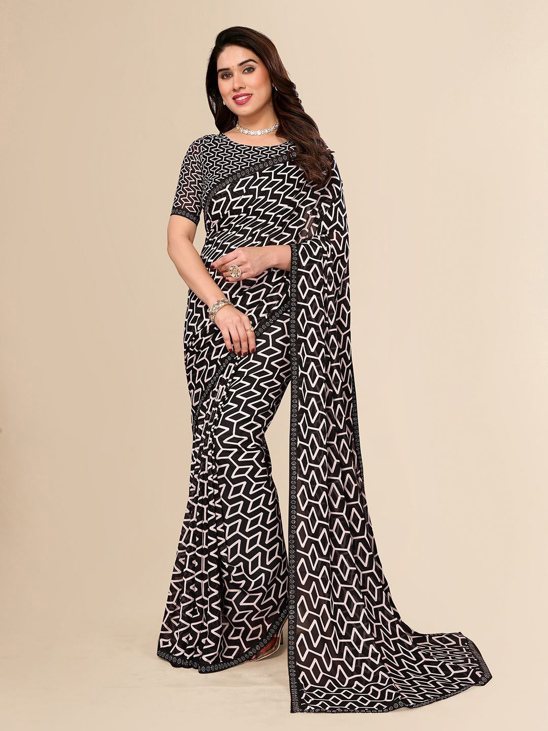 

ANAND SAREES Floral Beads and Stones Pure Georgette Saree, Black