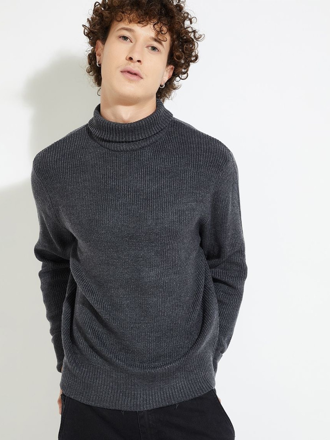 

MAX URB_N Men Ribbed Roll Neck Sweater, Grey