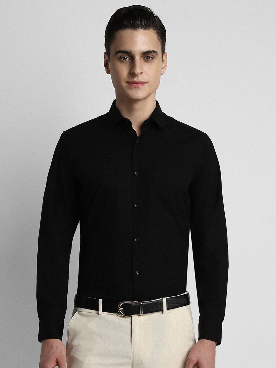 

Peter England Men Black Slim Fit Formal Shirt