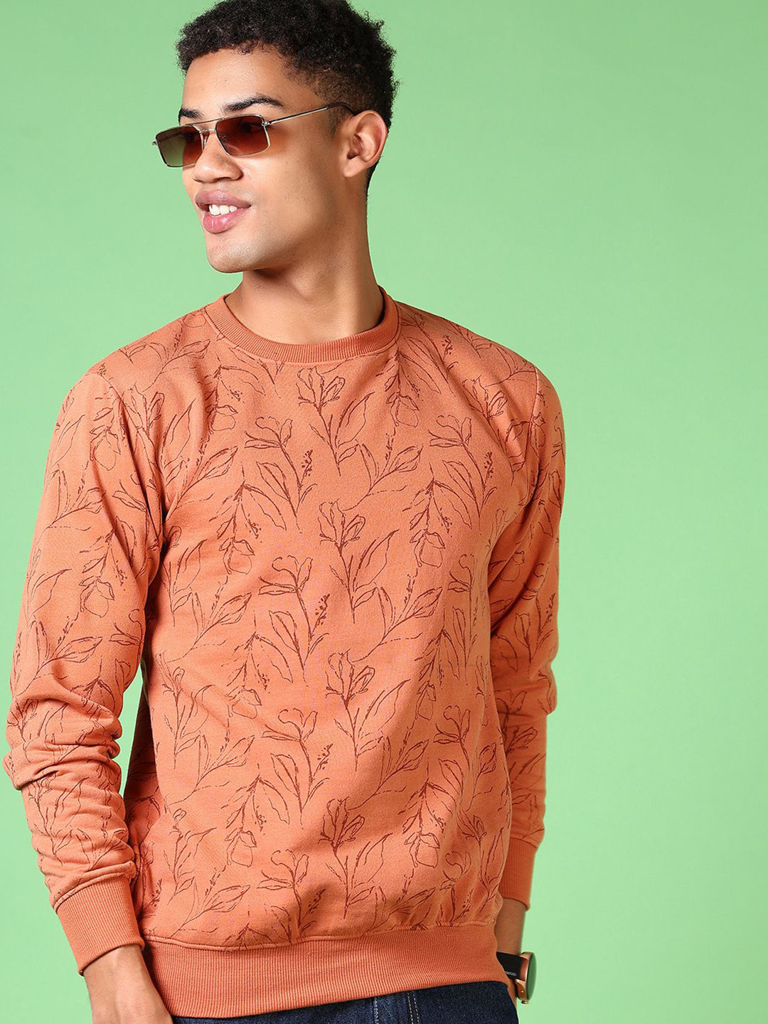 

V-Mart Men Printed Sweatshirt, Orange