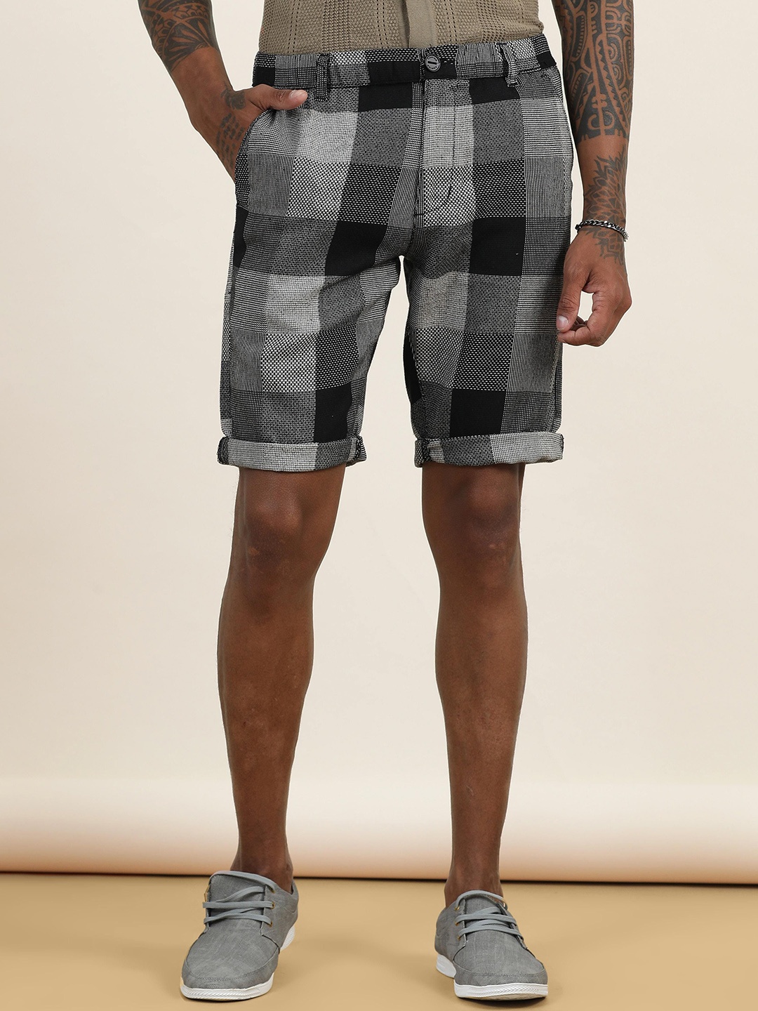 

beevee Men Cotton Checked High-Rise Regular Fit Technology Shorts, Black