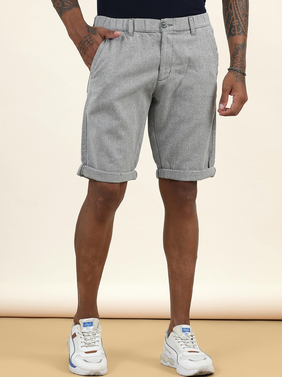 

beevee Men Checked High-Rise Cotton Shorts, Grey