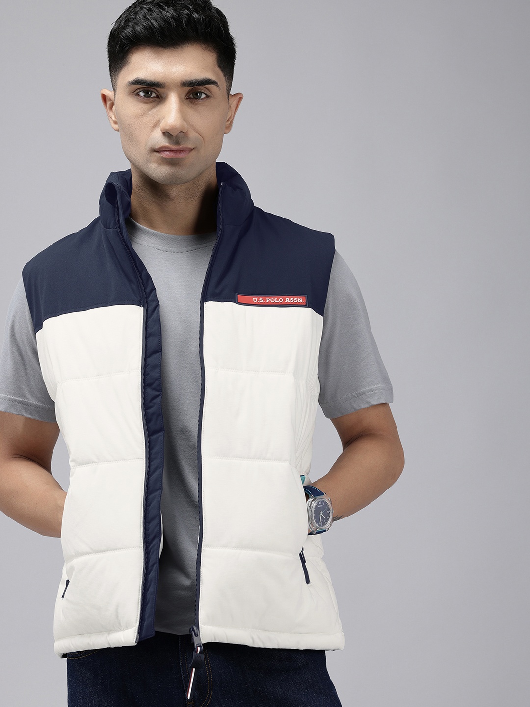 

U.S. Polo Assn. Mock Collar Colourblocked Sleeveless Padded Jacket, Navy blue