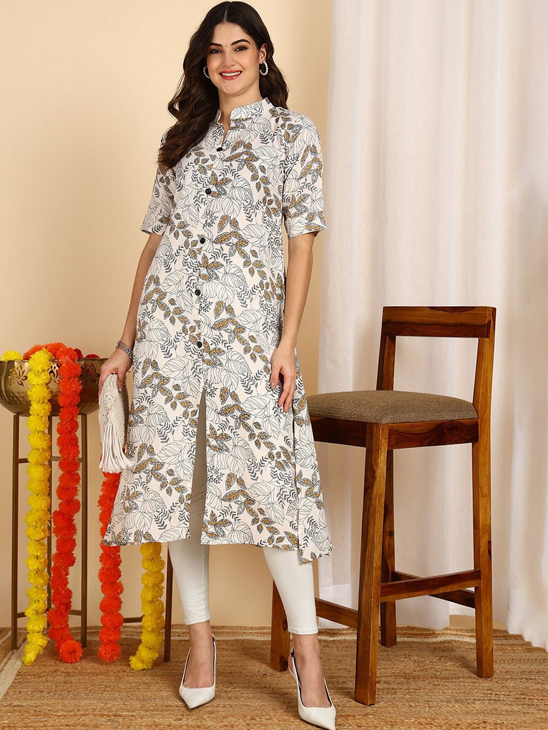 

DSK STUDIO Floral Printed Kurta, Black