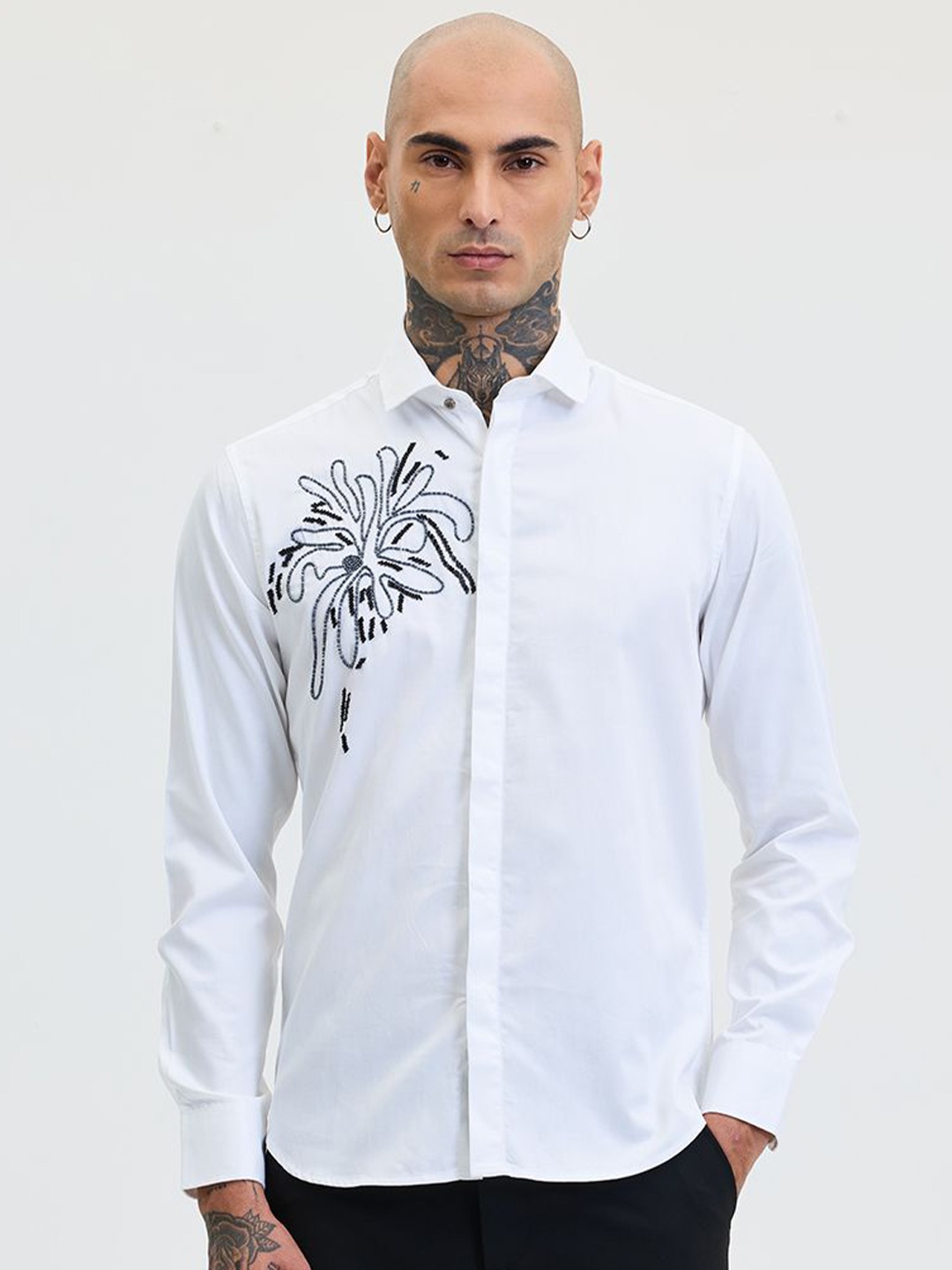 

Snitch Men Smart Slim Fit Opaque Printed Formal Shirt, White