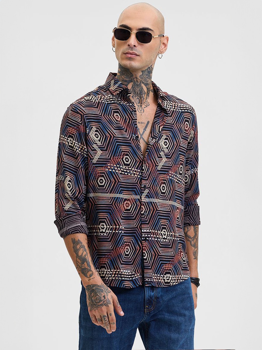 

Snitch Men Smart Slim Fit Opaque Printed Casual Shirt, Multi