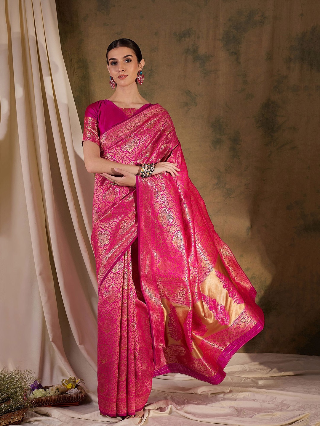 

Suha Woven Design Art Silk Ready to Wear Banarasi Saree, Pink