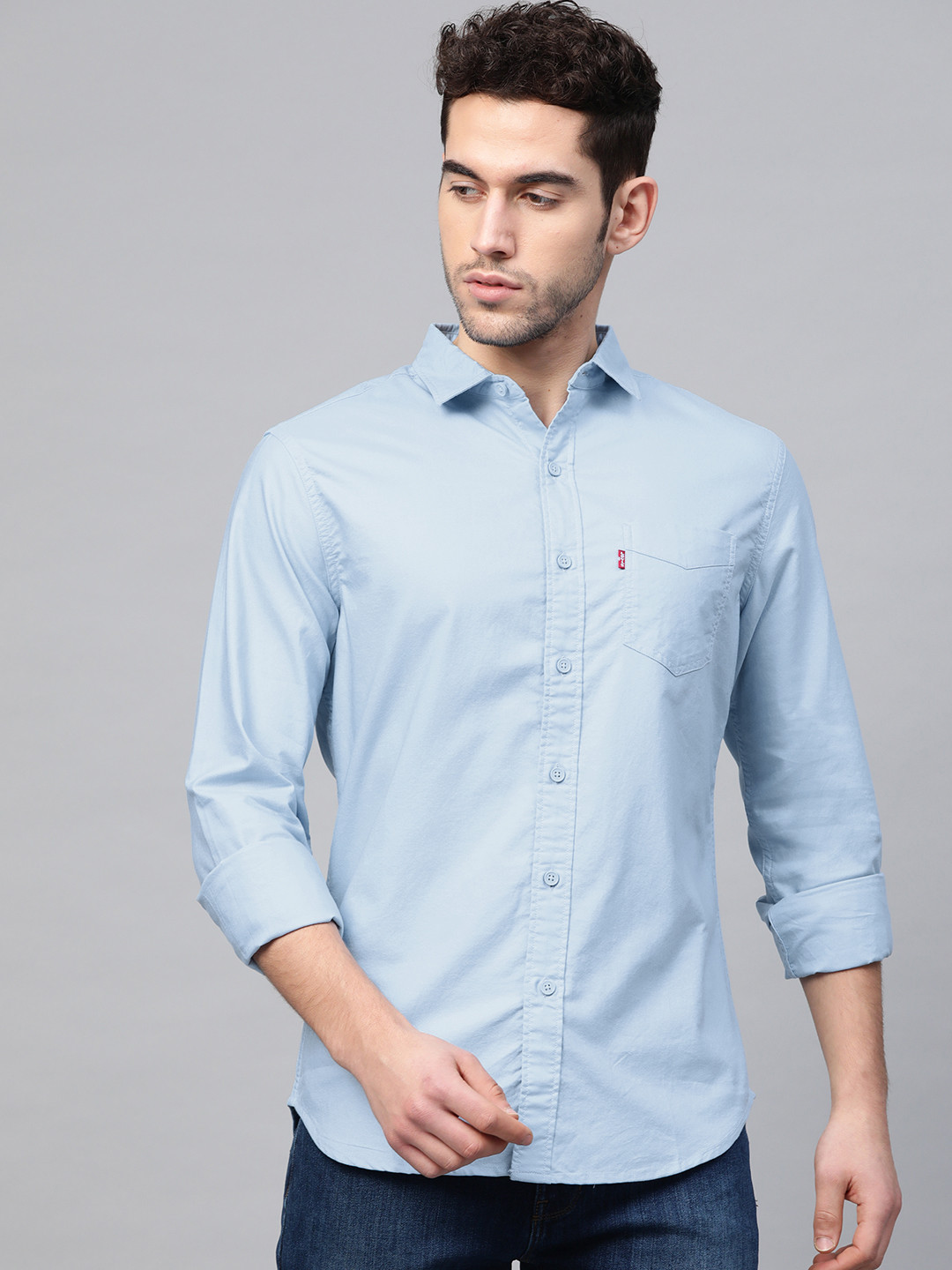 

Levis Men Blue Slim Fit Solid Casual Shirt