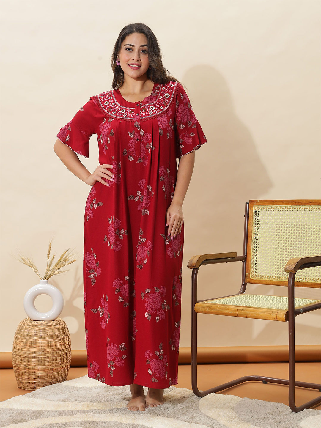 

9shines Label Women Embroidered Maxi Nightdress, Red
