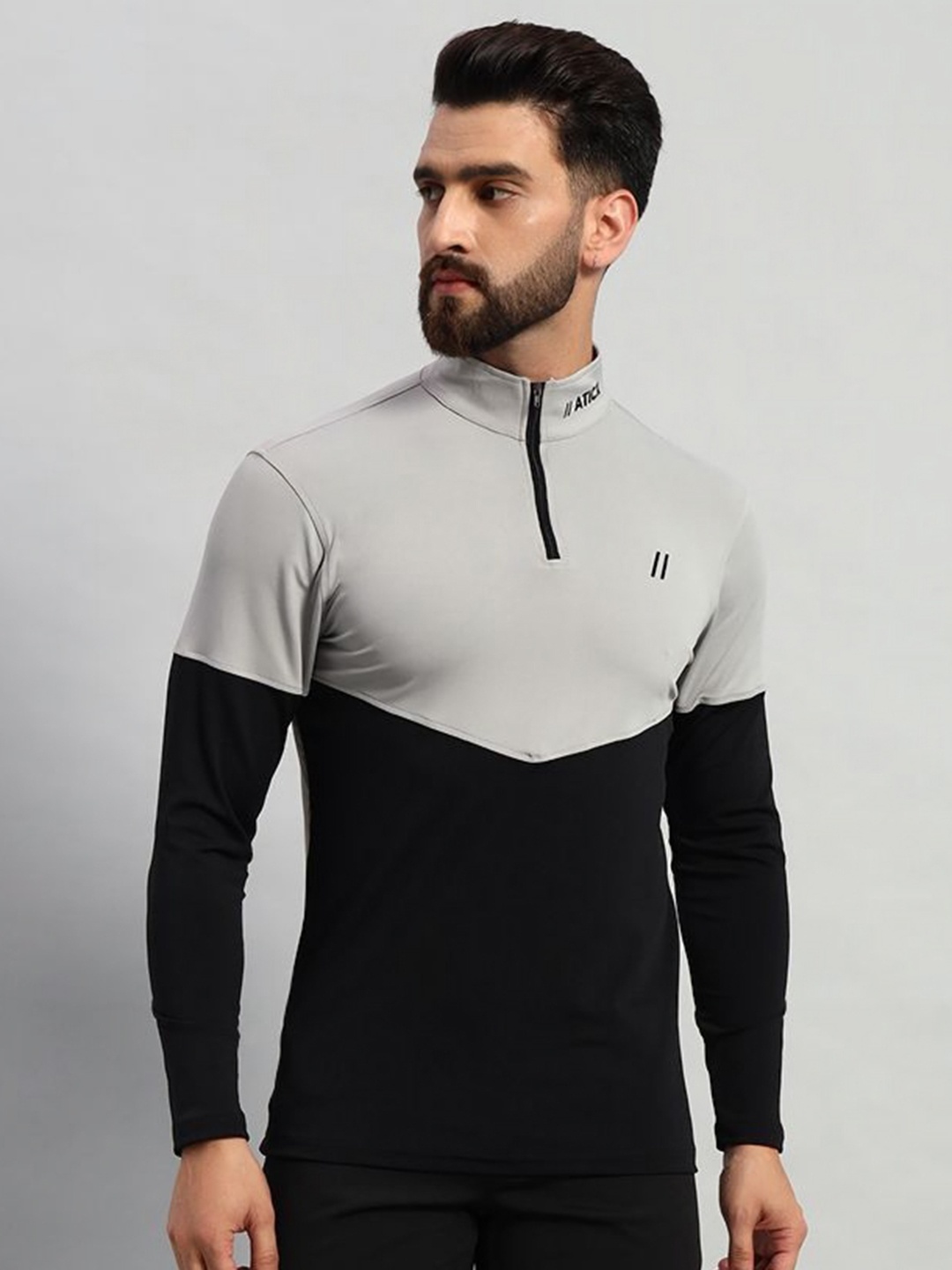 

ATICX Men Brand Logo Colourblocked High Neck Compression T-shirt, Off white
