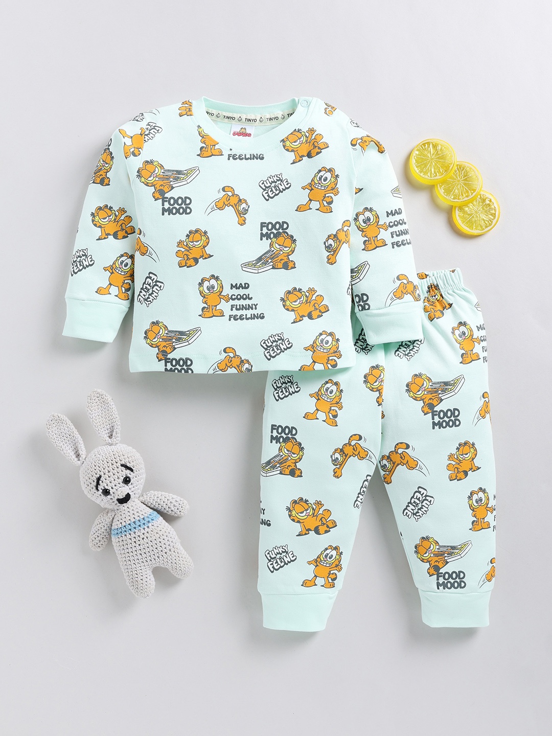 

YK X Tinyo Infants Boys Printed Pure Cotton T-shirt and Jogger, Green