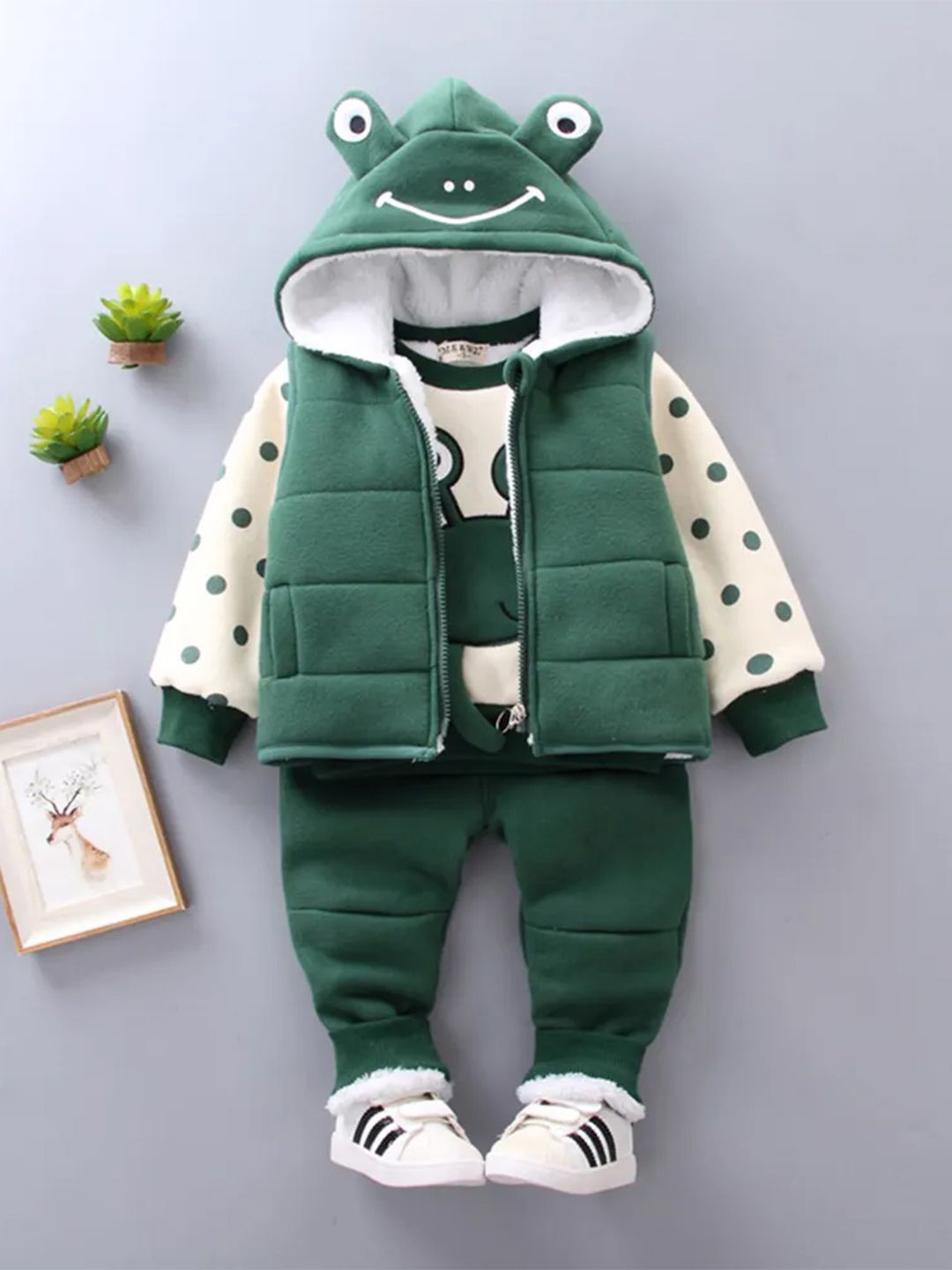 

Bold N Elegant Unisex Kids Embellished, Green