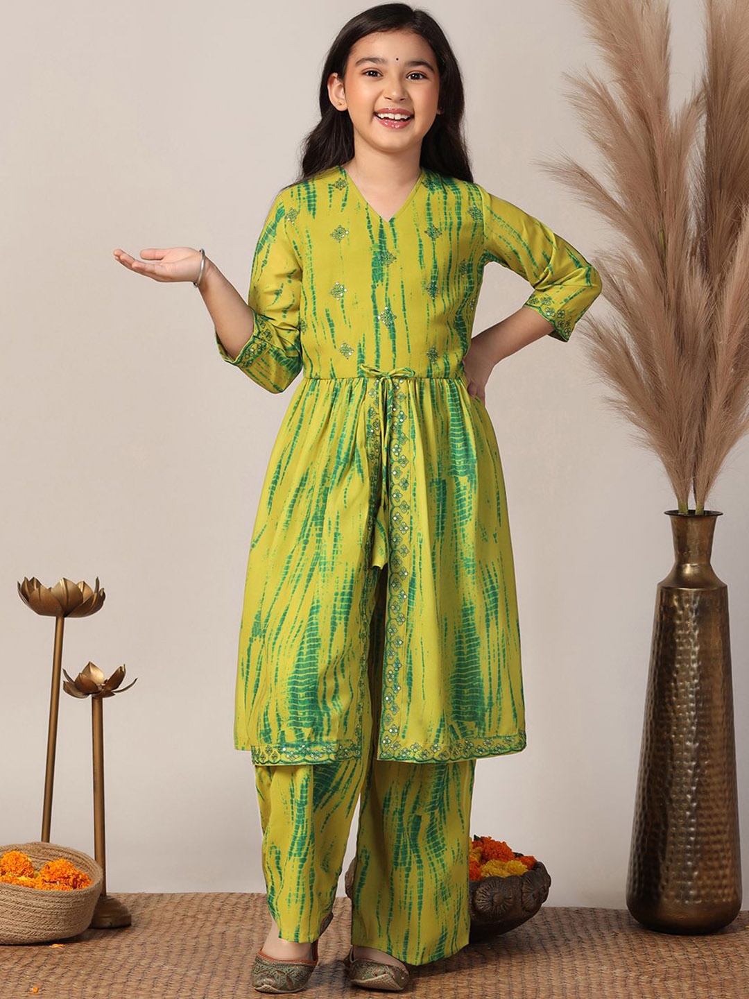 

FASHION DREAM Girls Ombre Dyed Regular Sequinned Kurta with Palazzos, Mustard