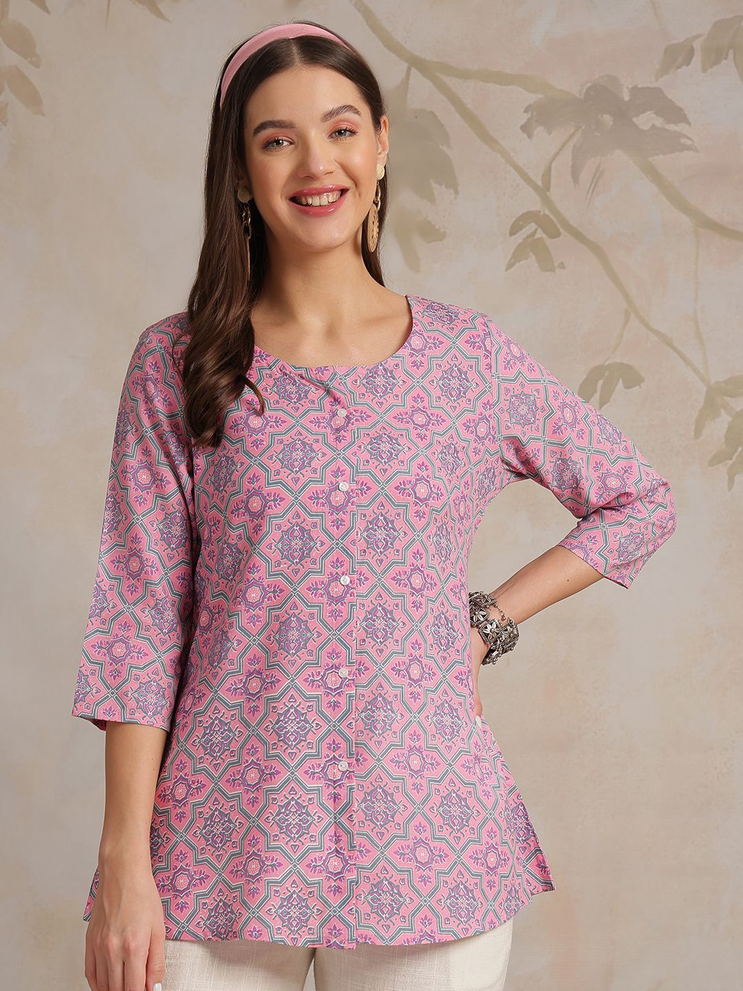 

Anouk Rustic Women Geometric Printed Round Neck Top, Pink