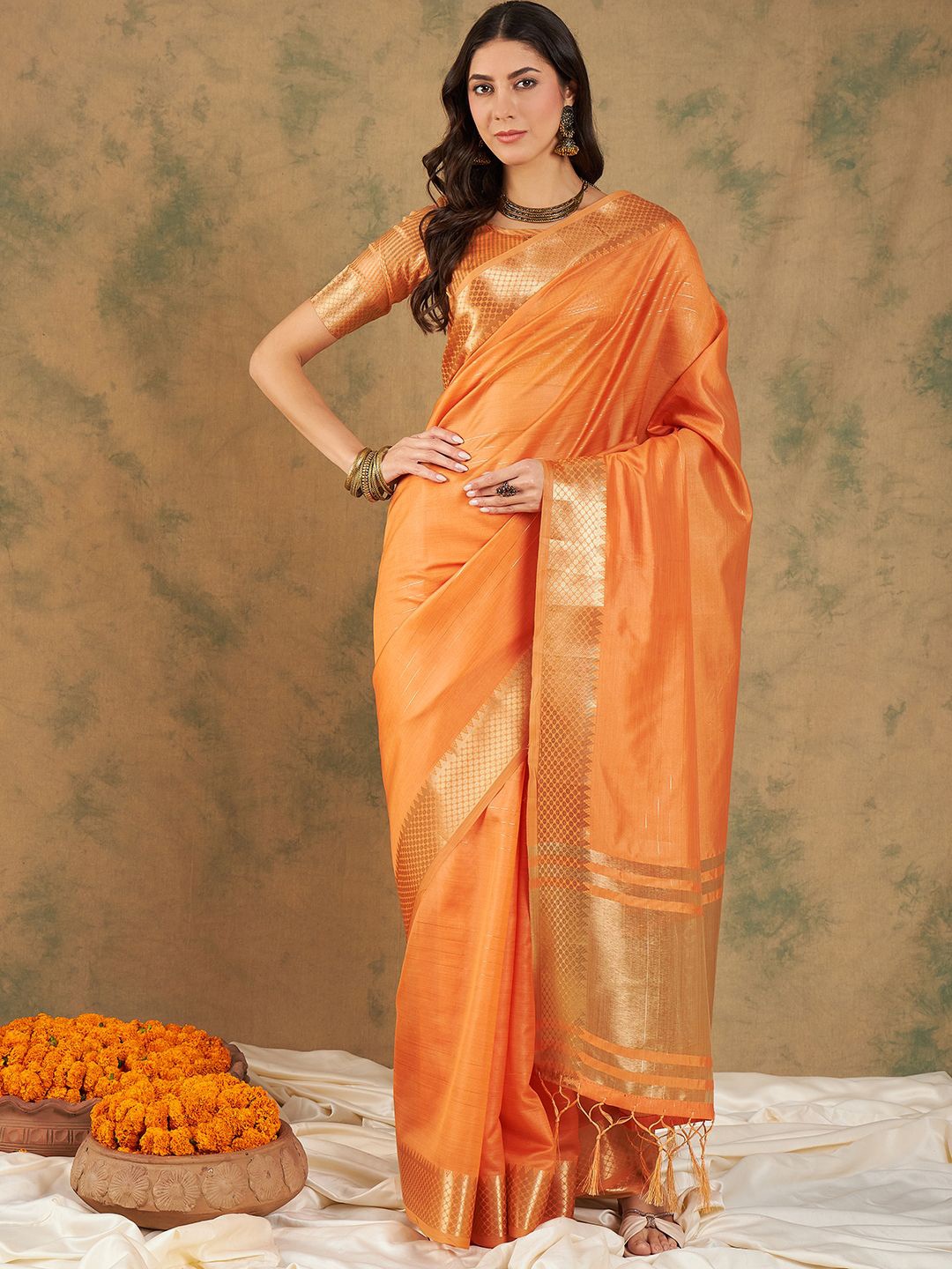 

Suha Woven Design Zari Organza Saree, Orange