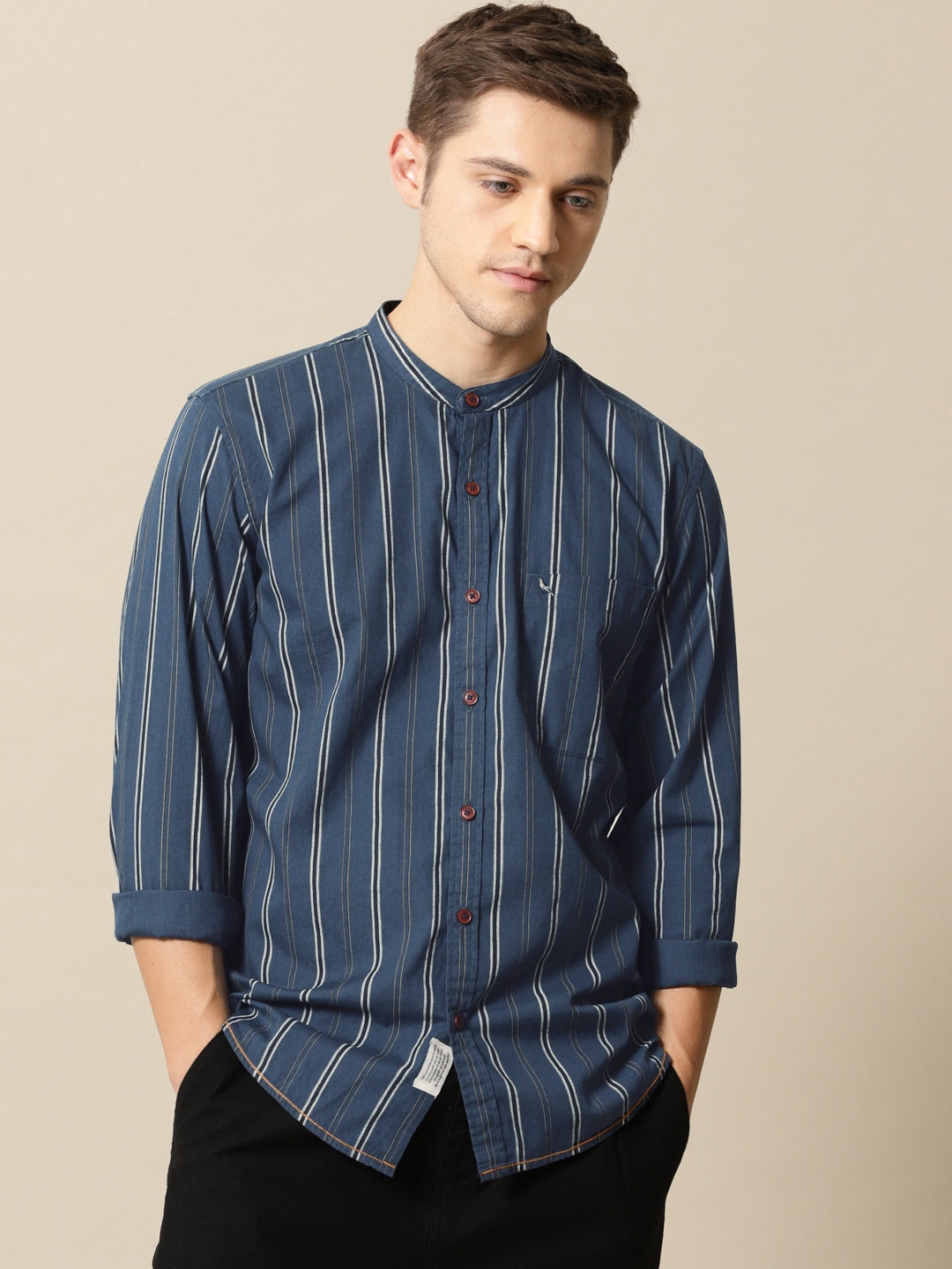 

Mr Bowerbird Men Navy Blue & Black Tailored Fit Striped Casual Shirt