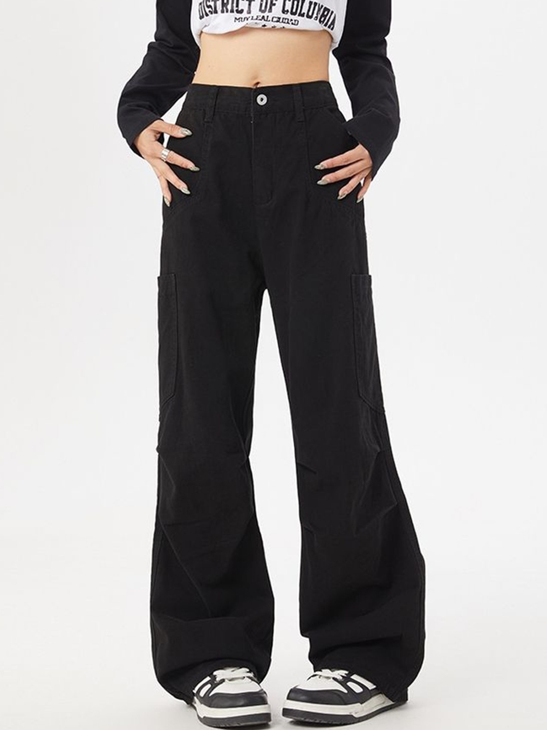

LULU & SKY Women High-Rise Loose Fit Trousers, Black