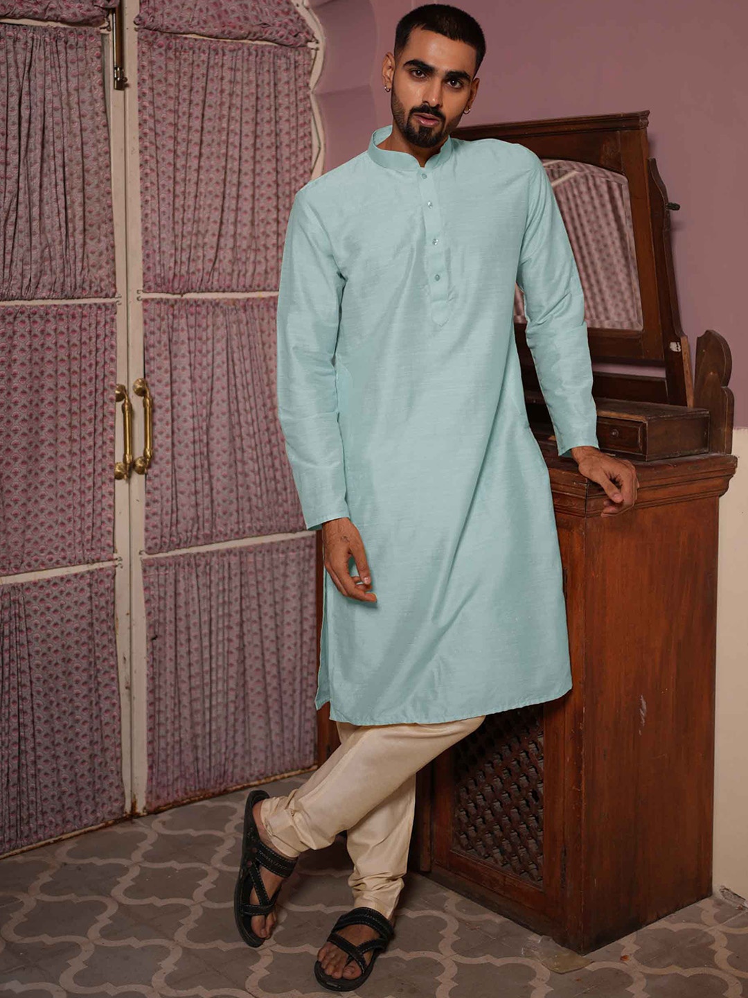 

Ethnic India Men Striped Kurta, Blue
