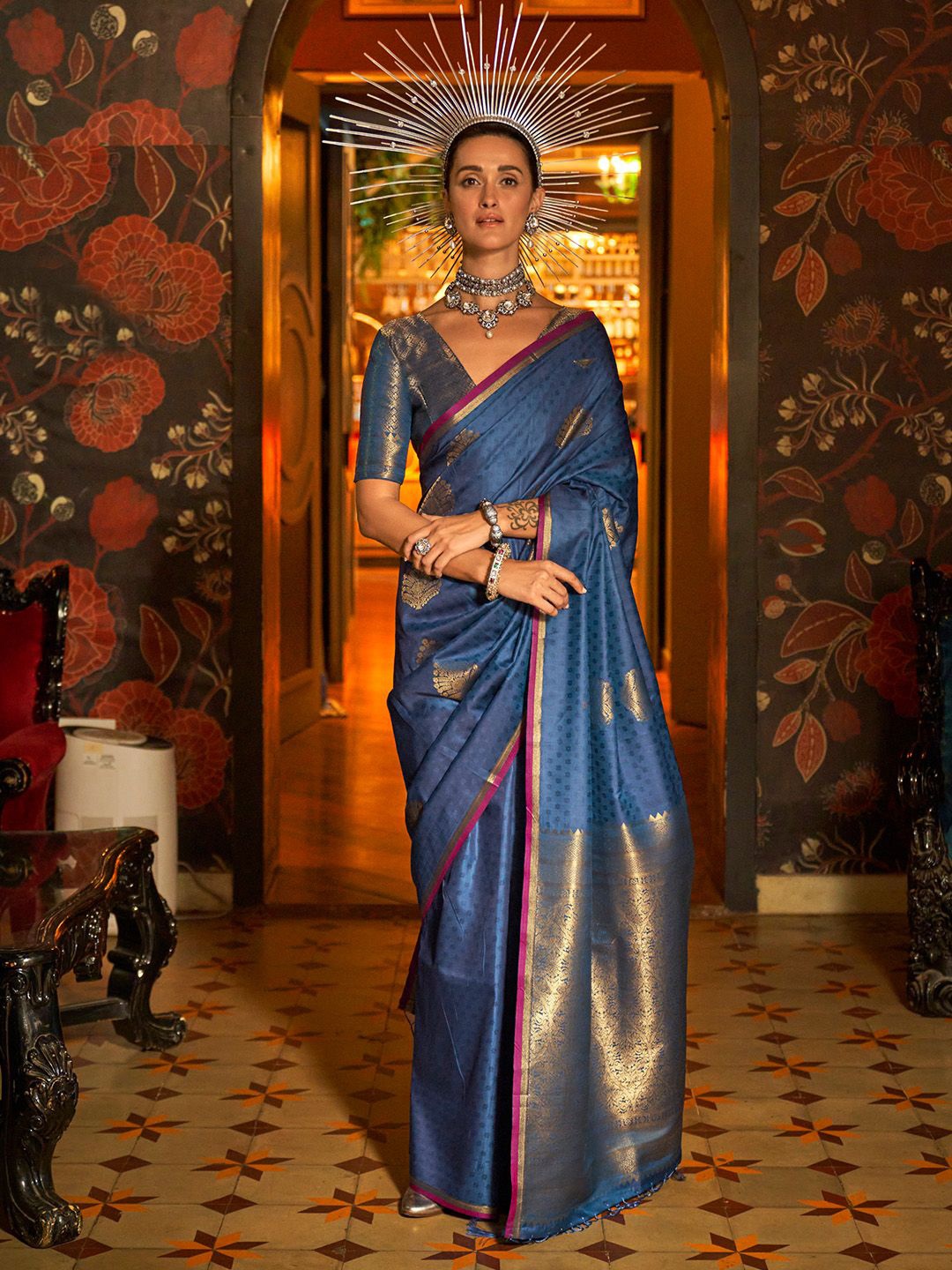 

Ishin Woven Design Zari Saree, Blue