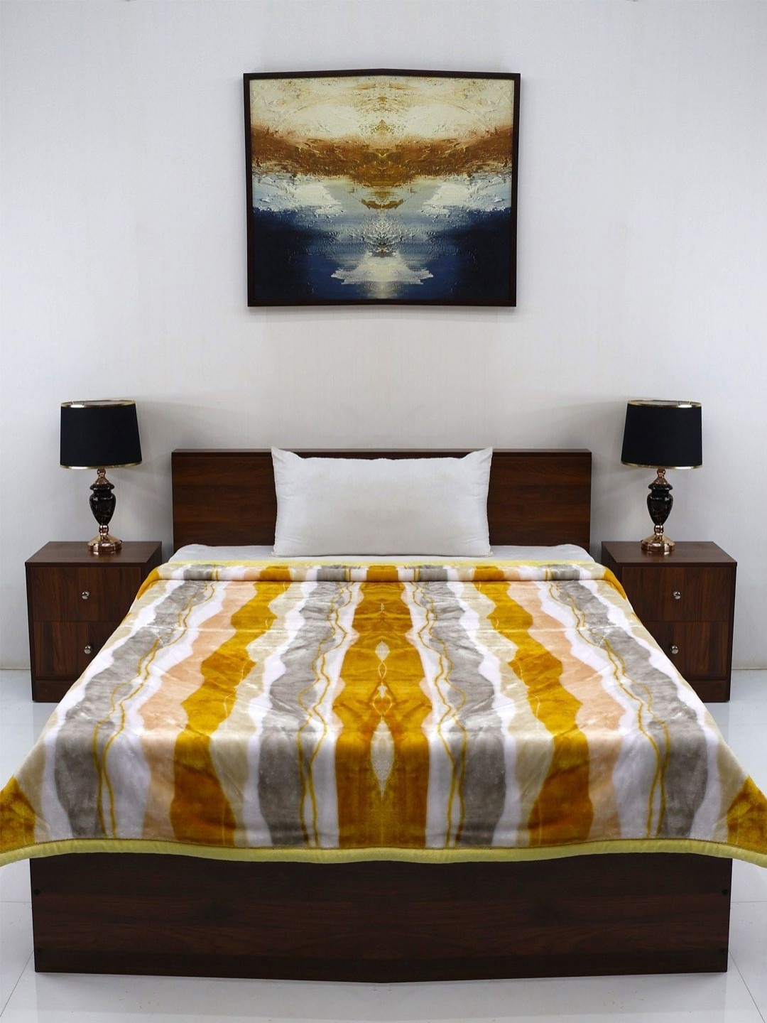 

Signature Grey & White Heavy Winter 450 GSM Single Bed Blanket