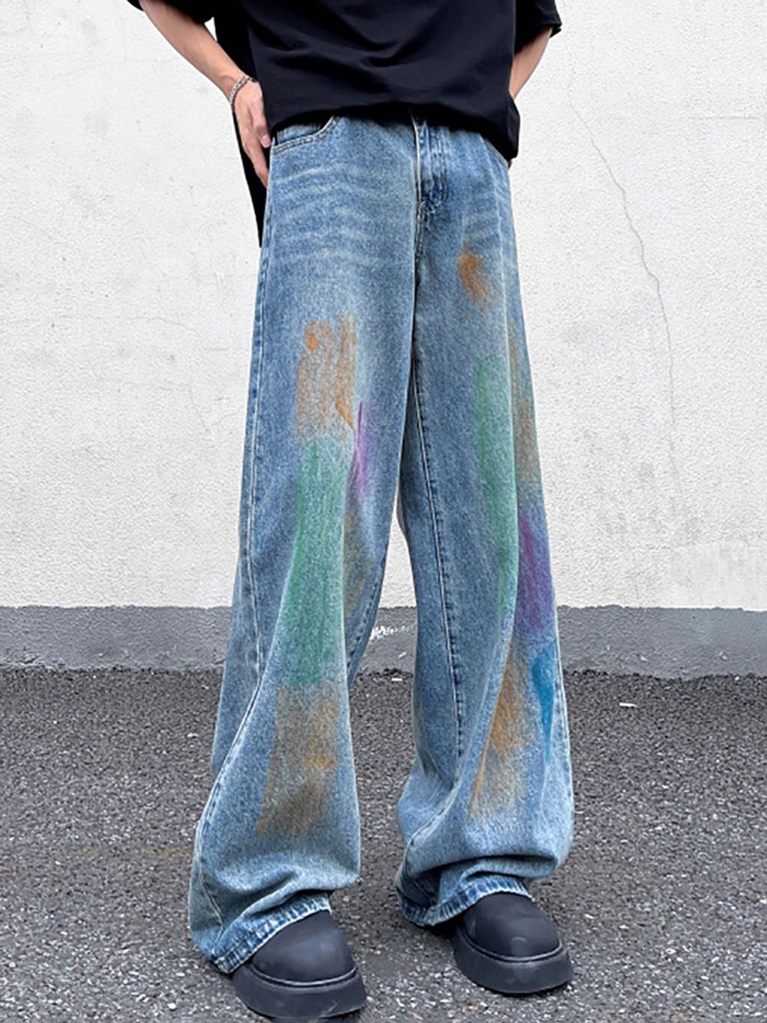 

StyleCast x Revolte Men Wide Leg Light Fade Jeans, Blue