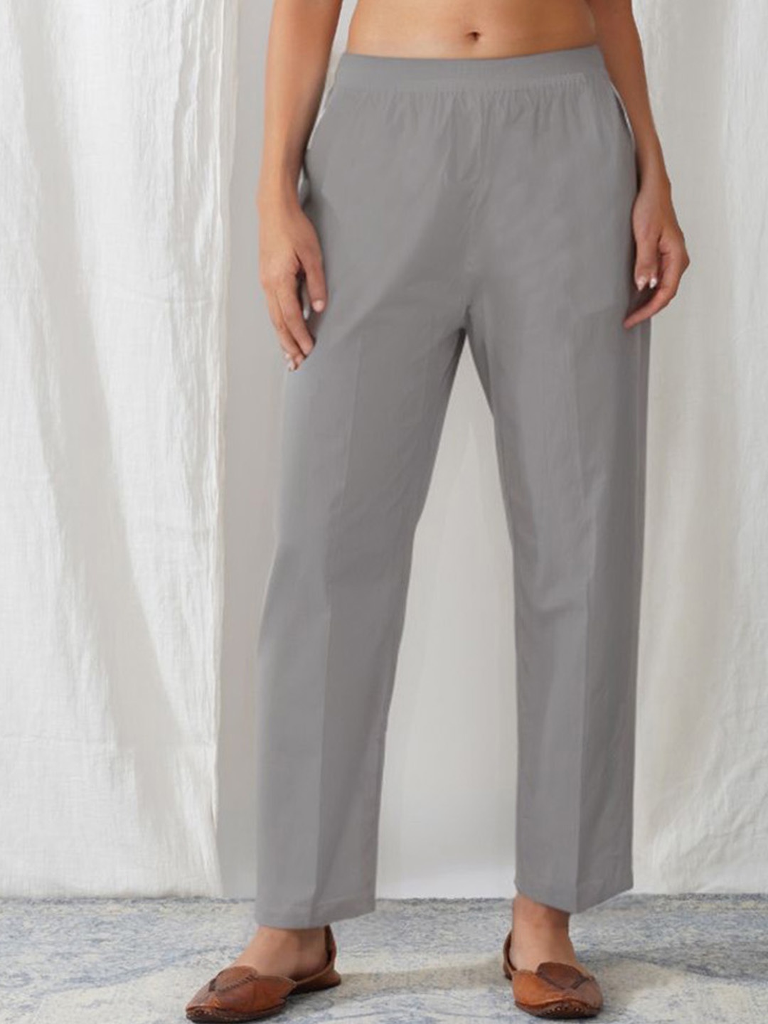 

zuri Women Relaxed Straight Leg Mid-Rise Trousers, Grey